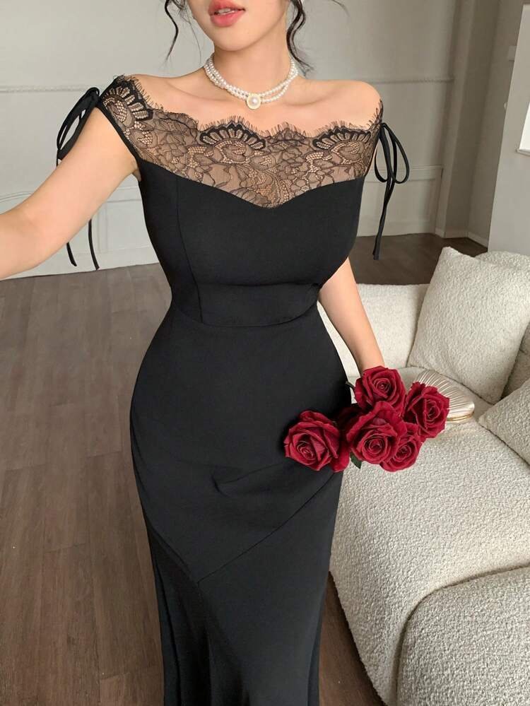 Women's Chest and Collar Lace Detail Boat Neck Look Long Imported Crepe Dress