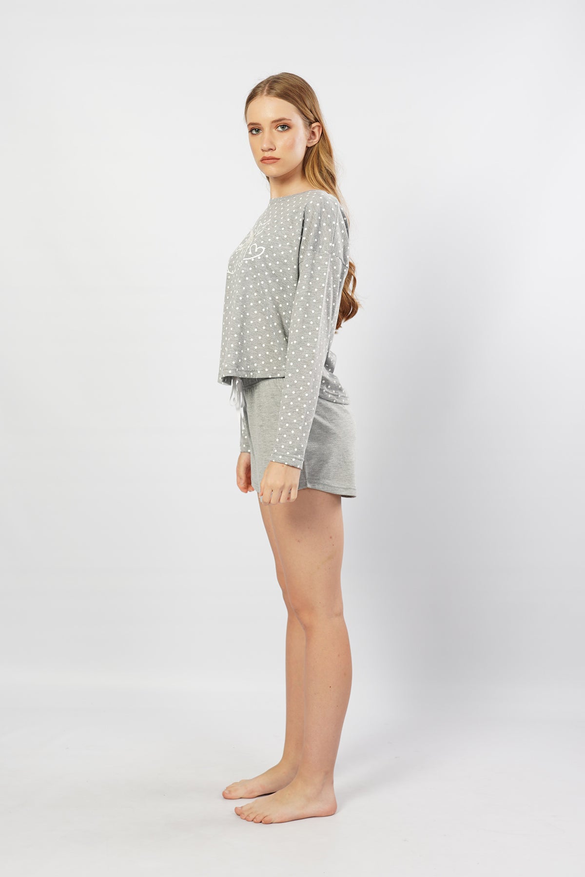 BAYAN P.SUPREM O YAKA DUSUK OMUZLU UZUN KOL ETEGI OVAL SORT TAKIM