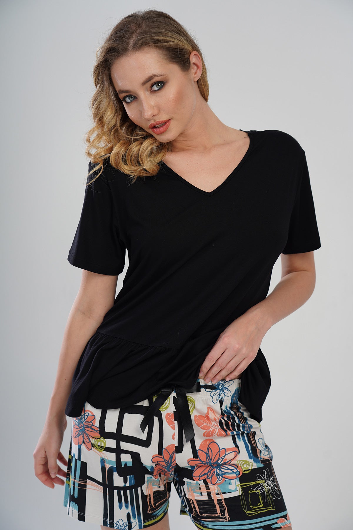 BAYAN LYC WORTEKS V YAKA KISA KOL SIRTI V ETEGI PARCALI SORT TAKIM