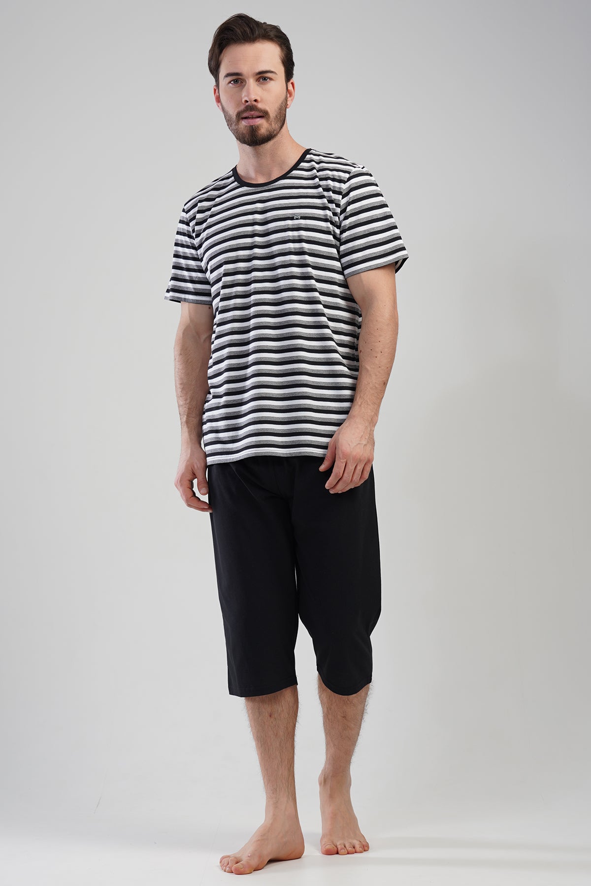 Man Black Line Capri Set