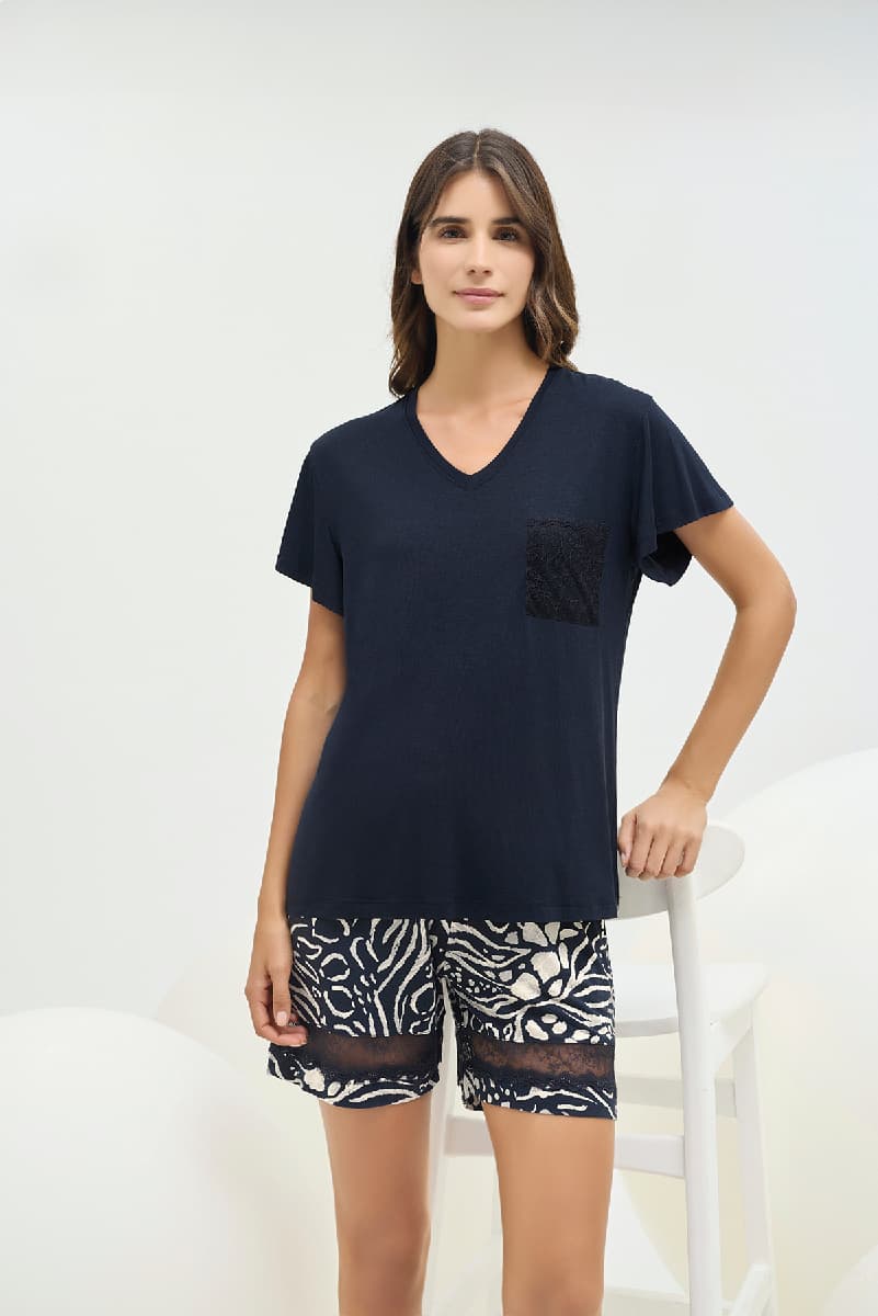 16716 Kadın V Yaka Şort Takım