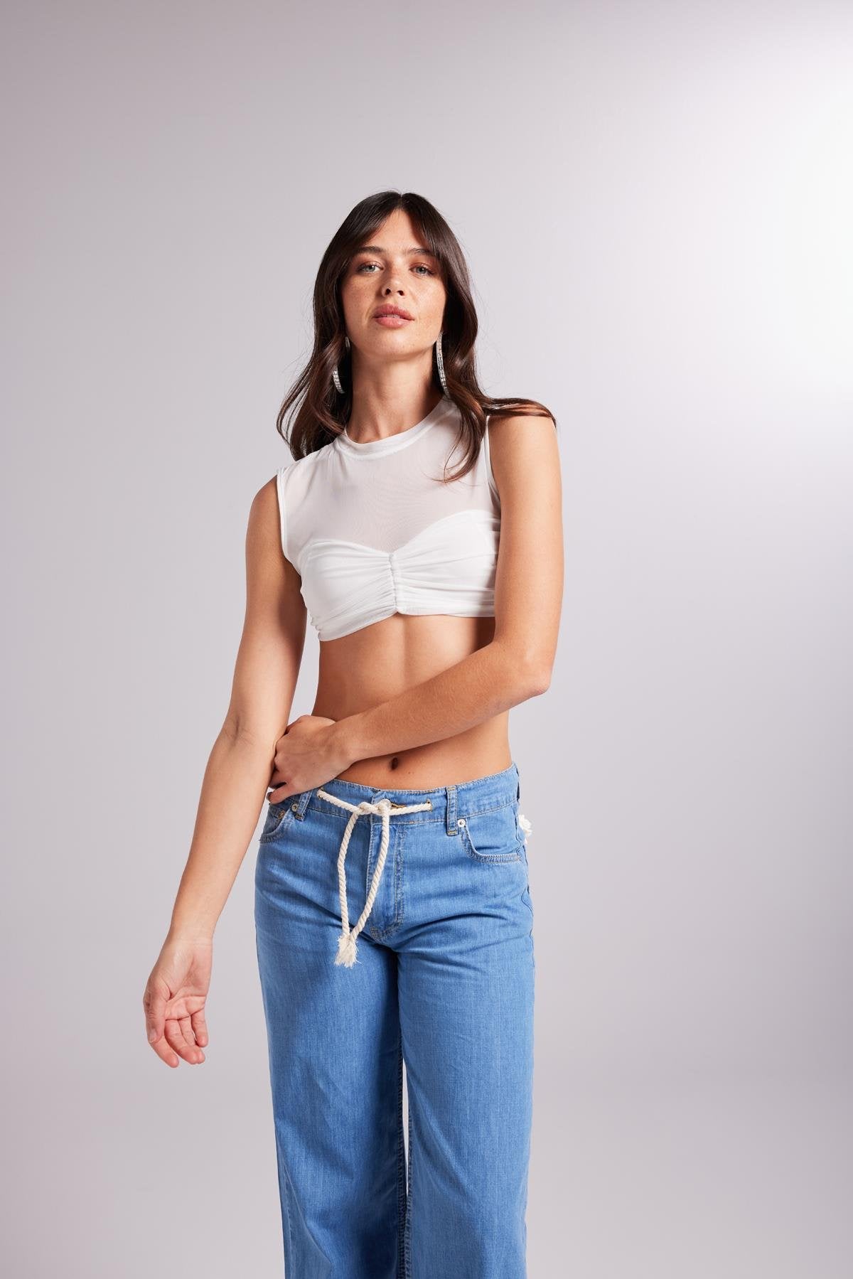 Büzgü Detaylı Tül Buterfly Bluz Beyaz