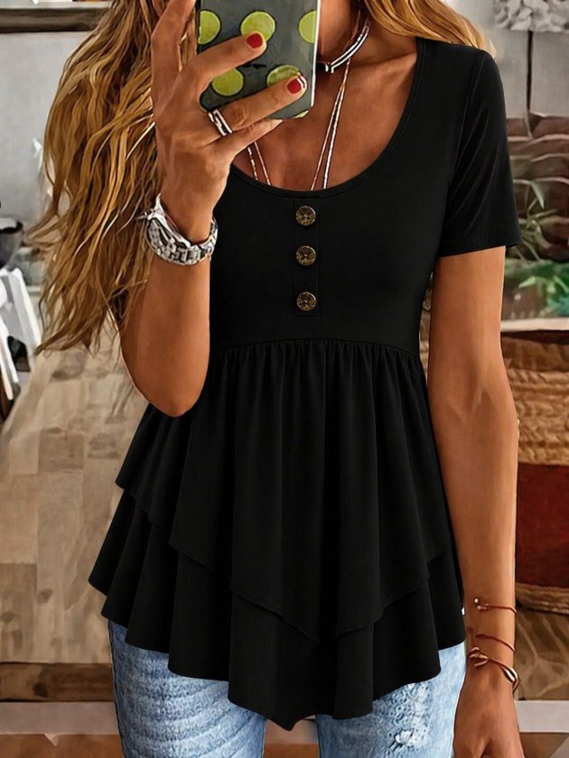 Women's Short Sleeve Round Neck Buttoned Front Asymmetric Cut Detailed Viscose Blouse