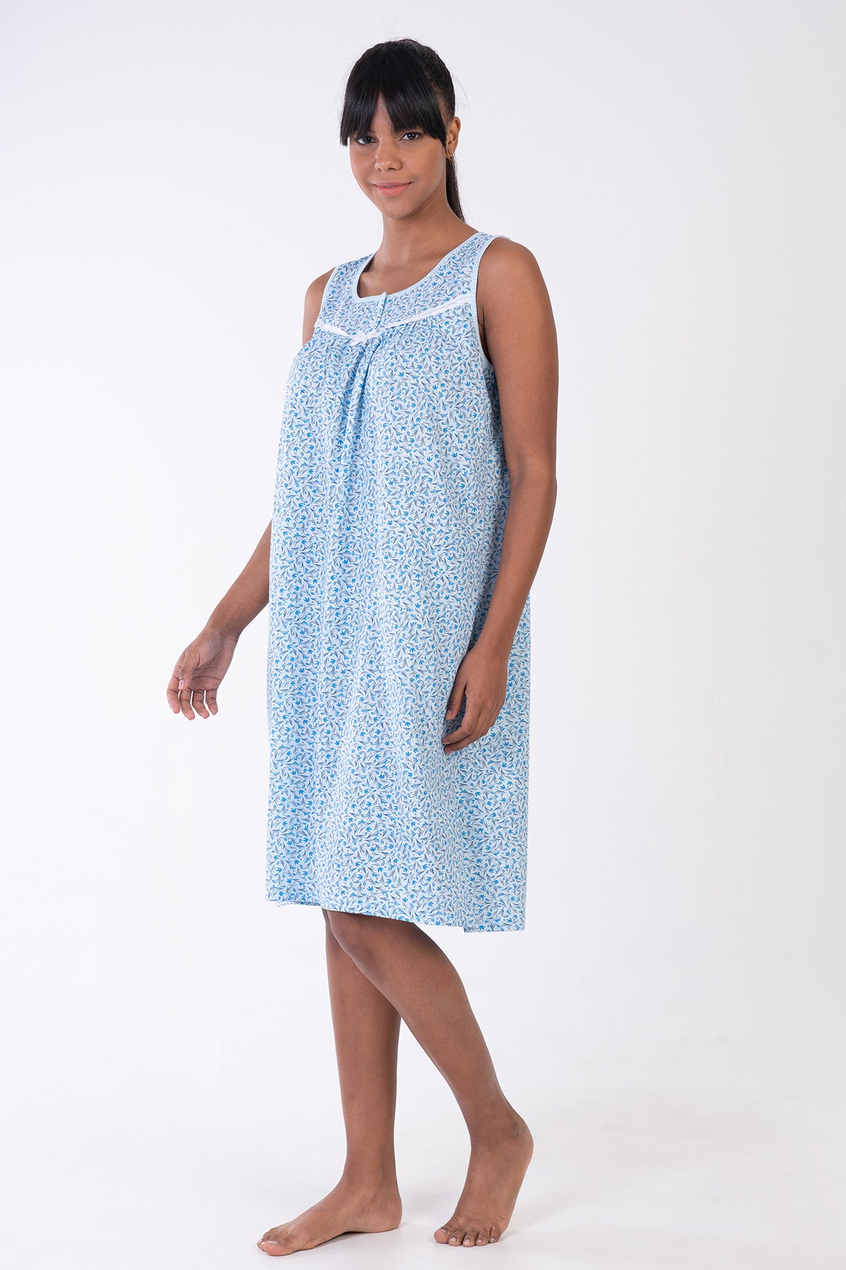 Woman Talne Grandma Nightgown