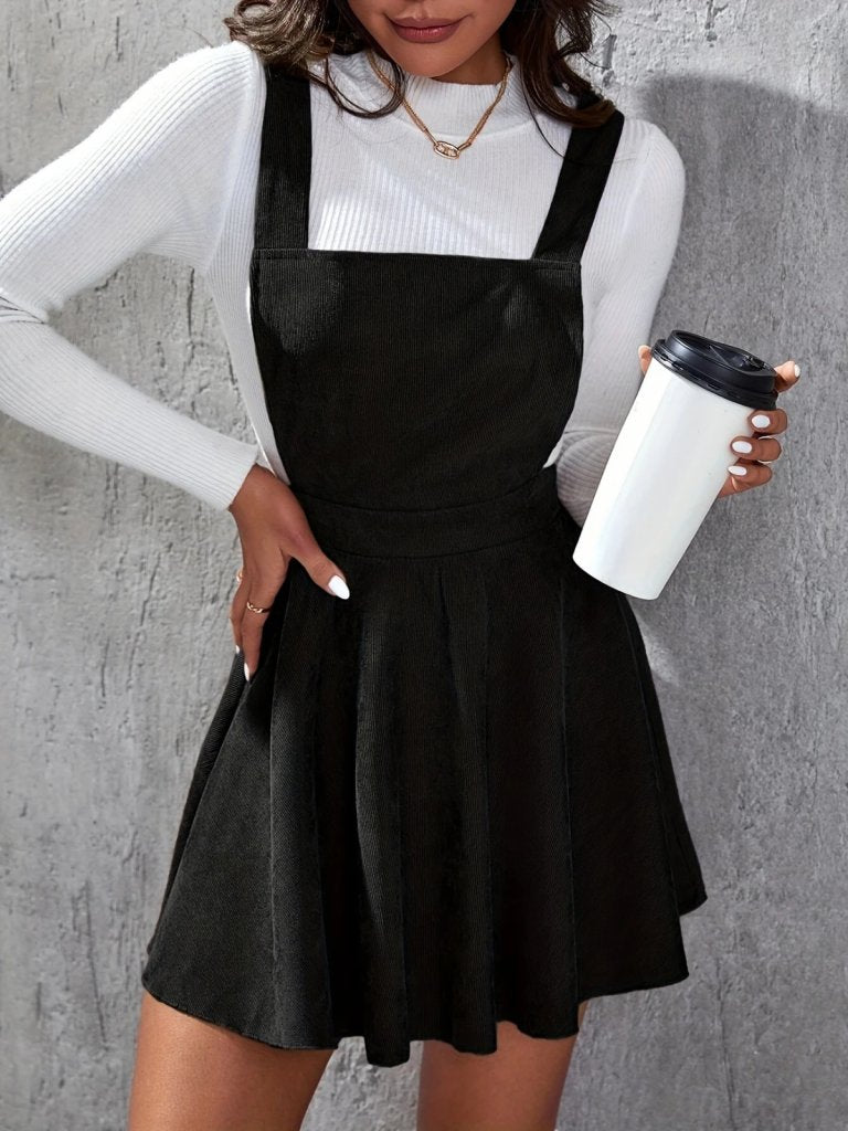 Women's Sleeveless Cross-Back Detail Short Flared Velvet Mini Dress