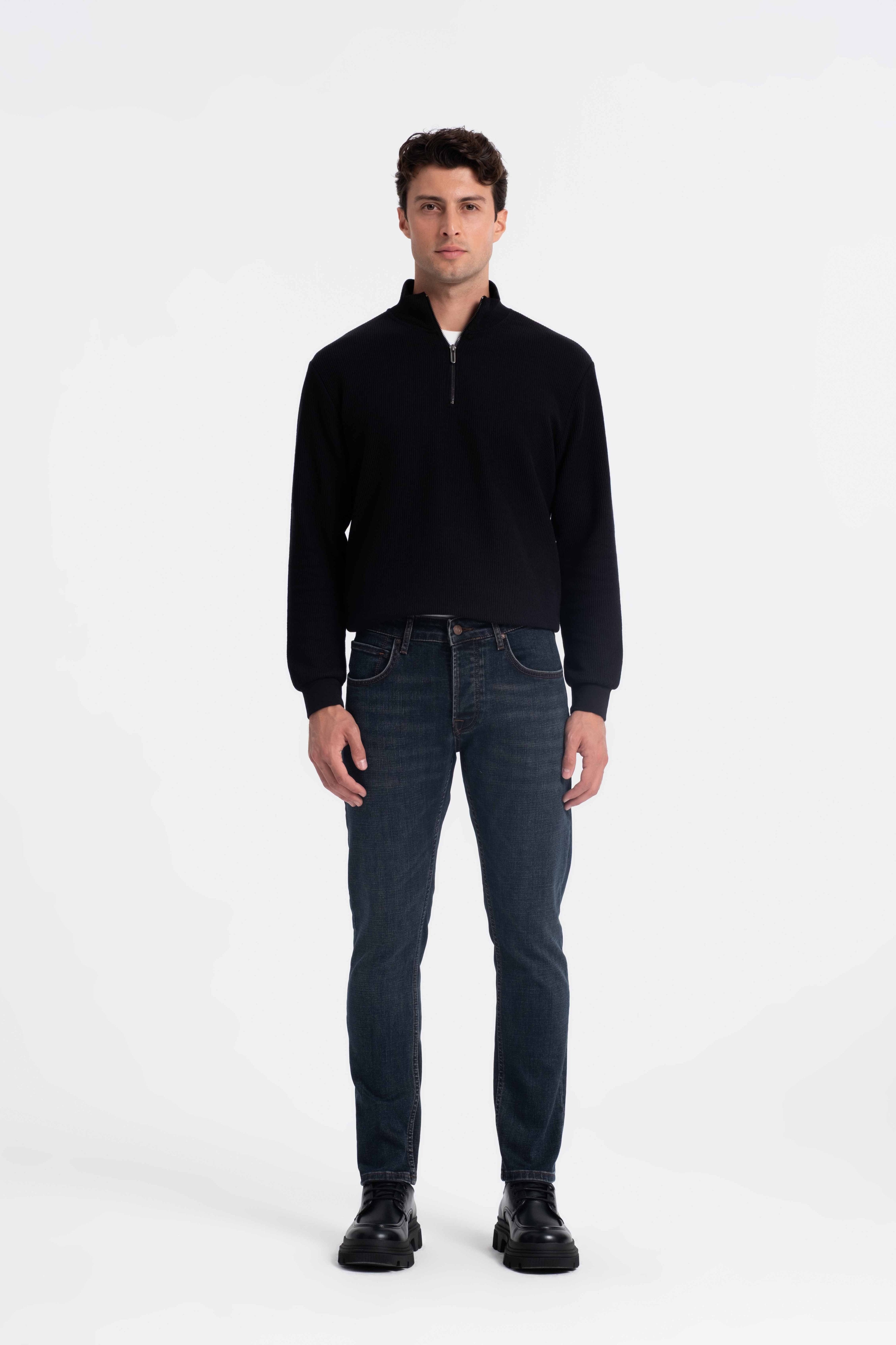 NORMAL BEL DÜĞMELİ DAR PAÇA