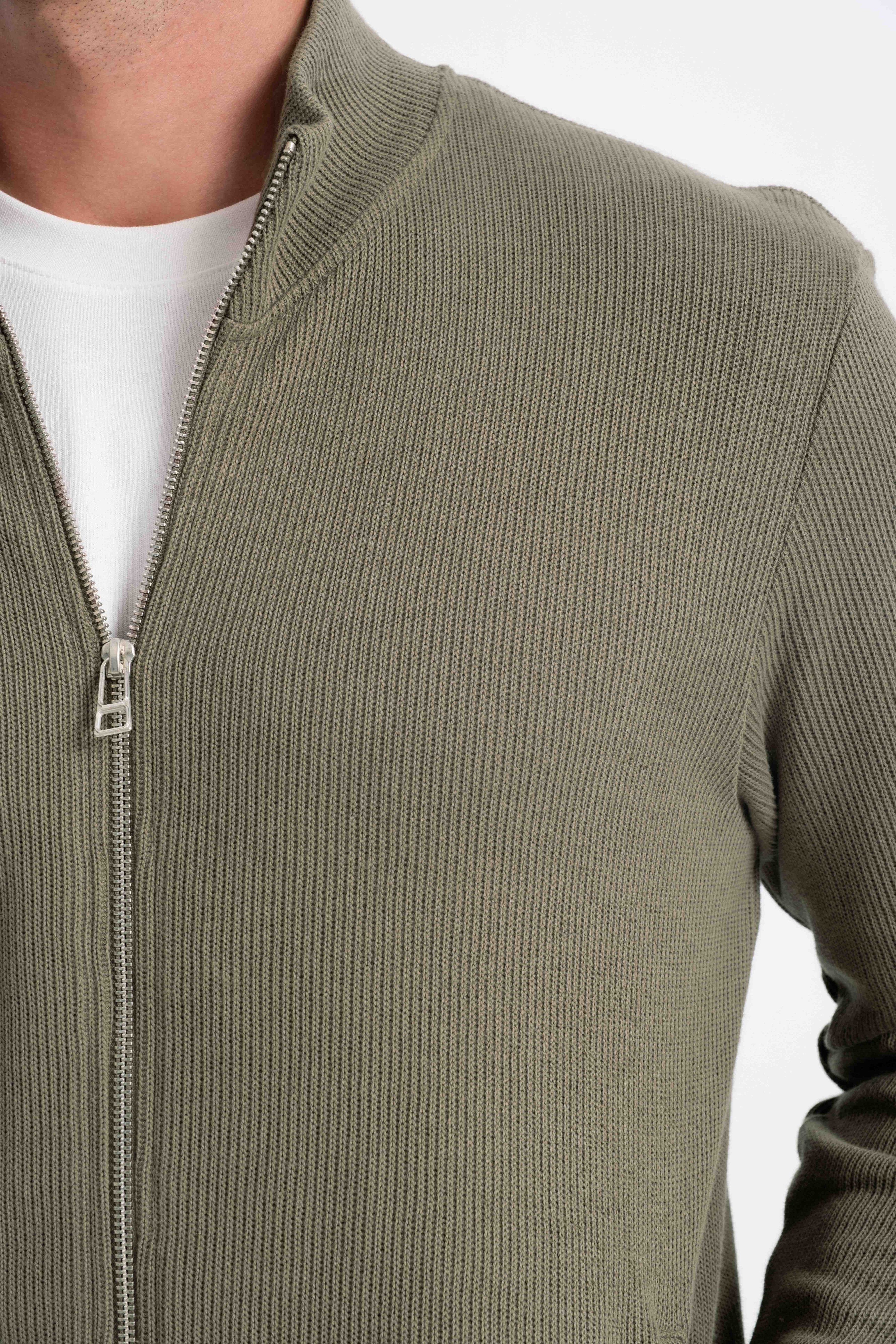 9552 JS DİK YAKA GİPELİ SELANİK HIRKA