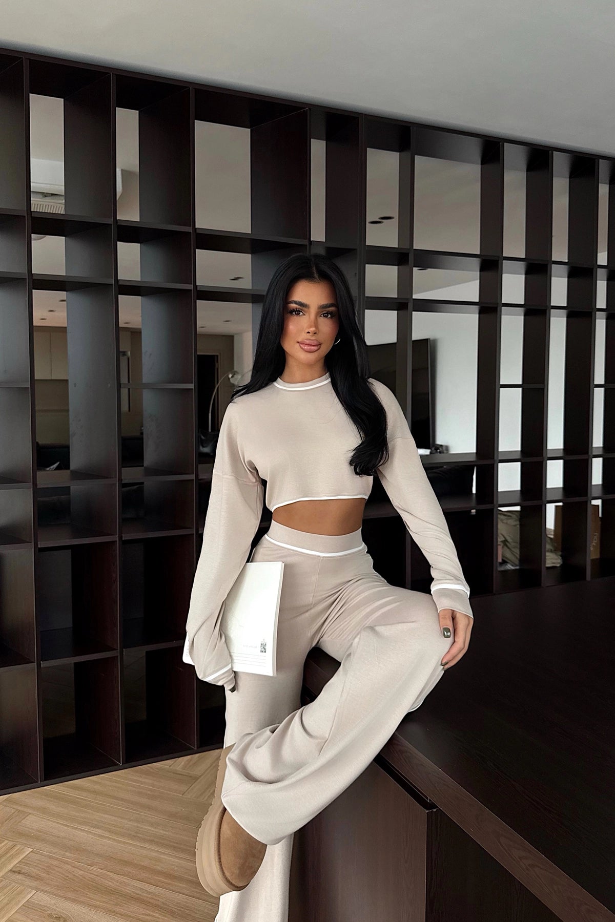 Bej Lorisy Takım