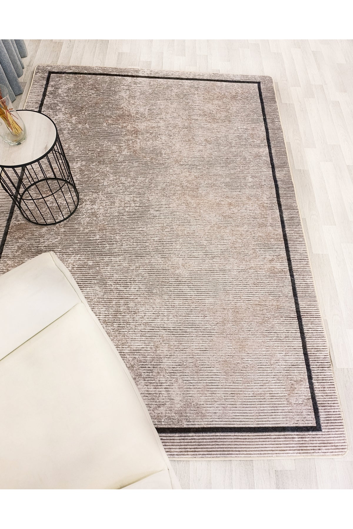Vizon Kahverengi Geometrik Desen Kaymaz Taban Yolluk Halı