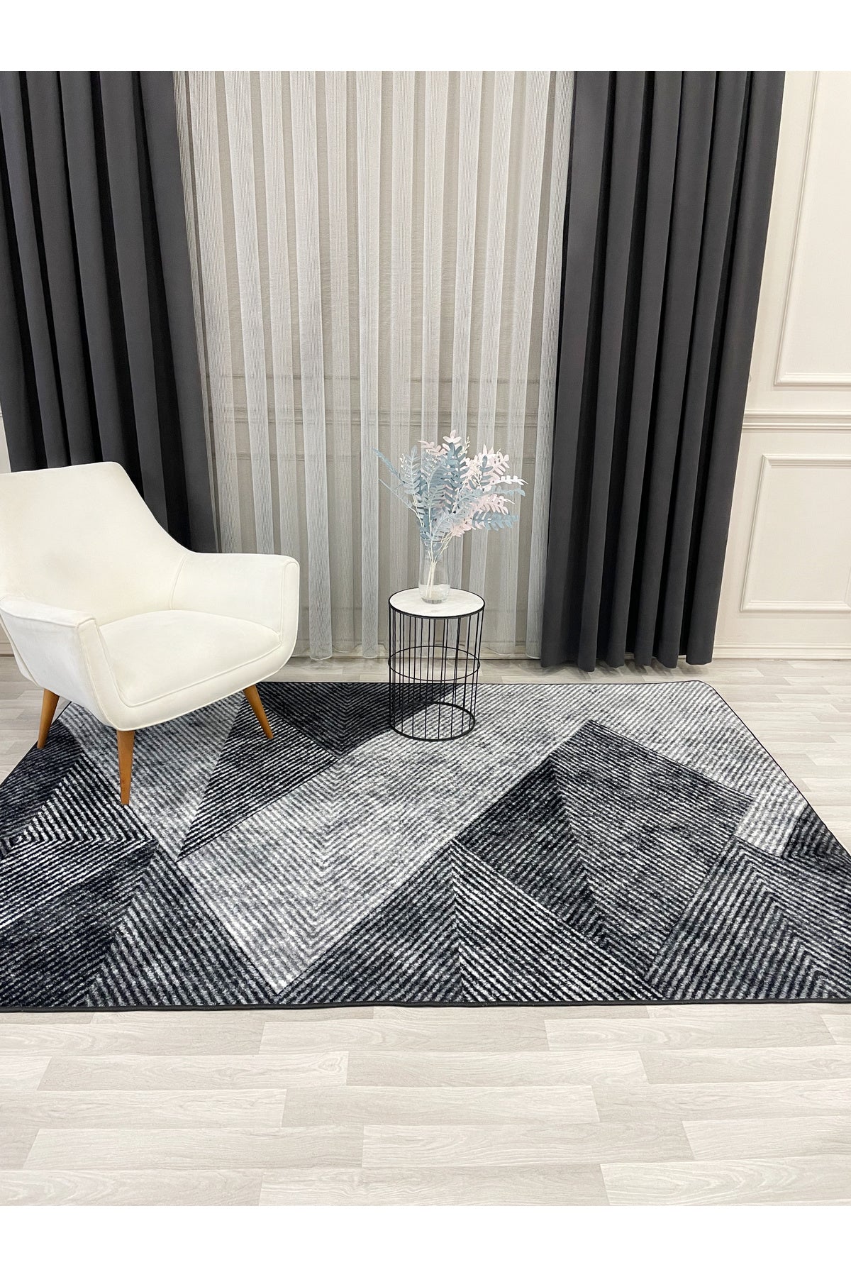 Gri Renk Geometrik Desen Kaymaz Taban Yolluk Halı