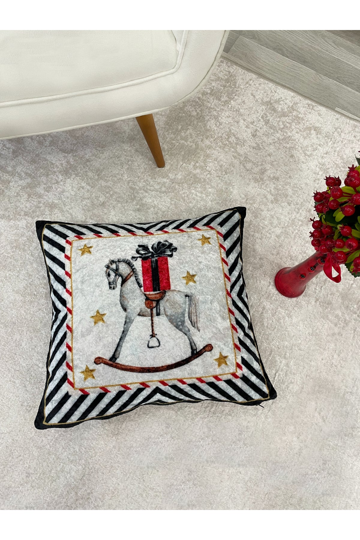 Açık Gri Renk At Desenli Kırlent Kılıfı 45x45