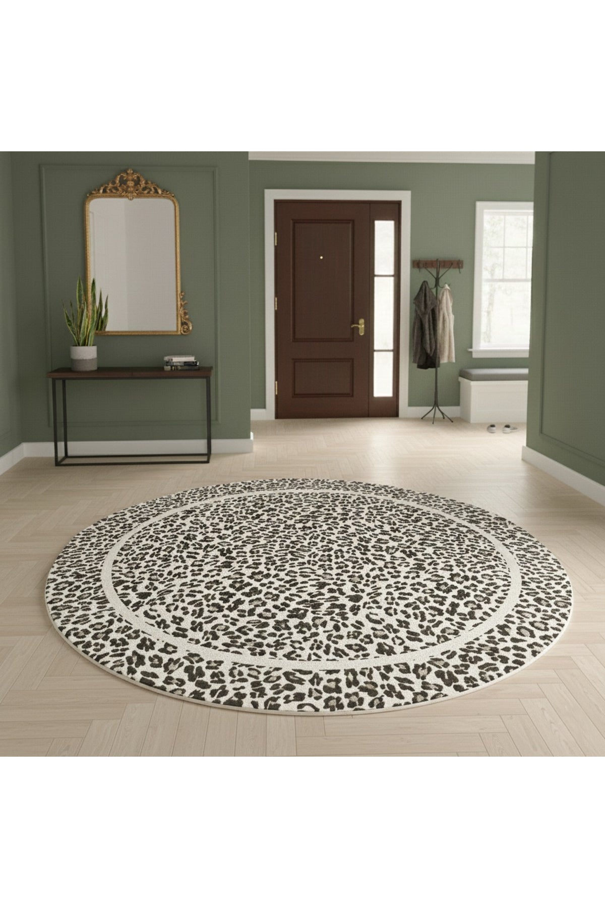 Leopar Desenli Oval Lateks Deri Halı
