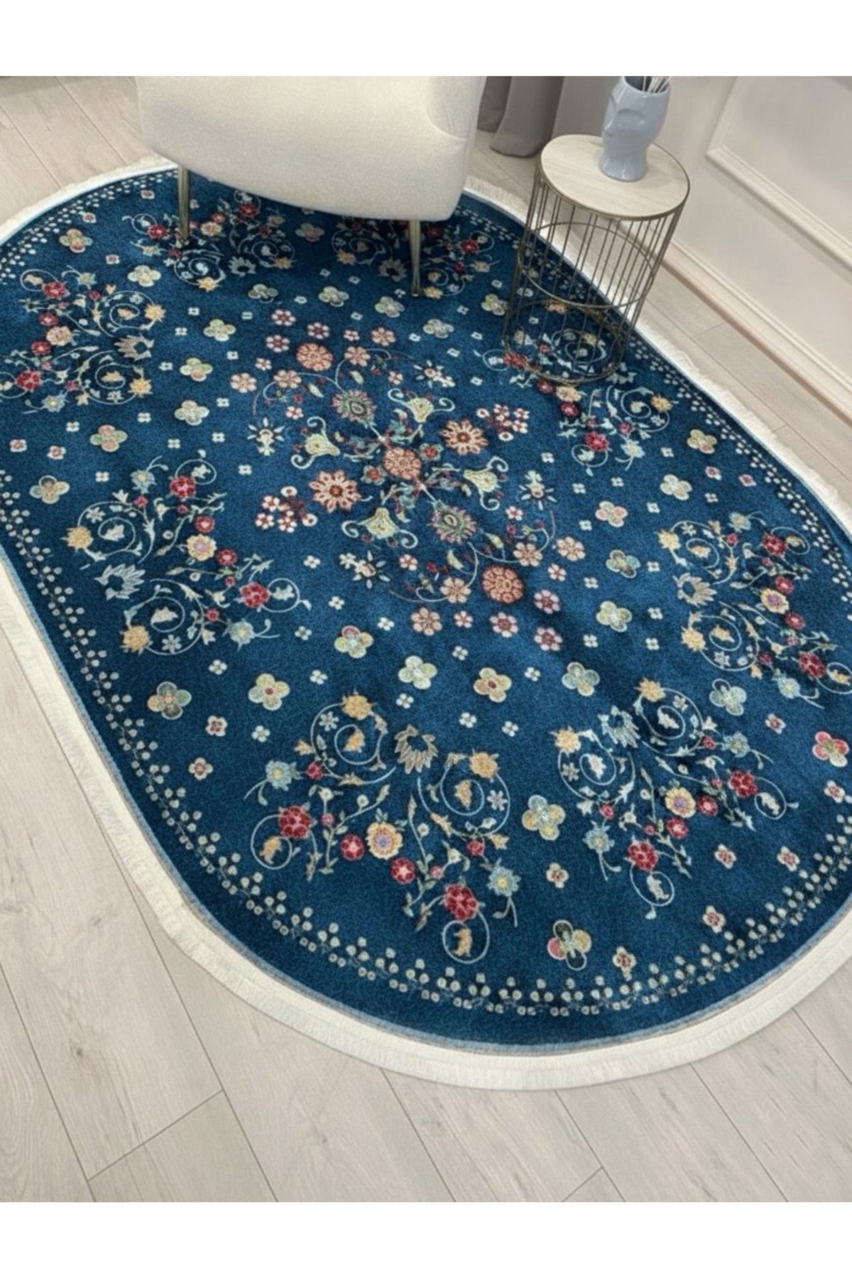 BEJ Renk Çiçek Desenli Vintage Lateks Taban Halı