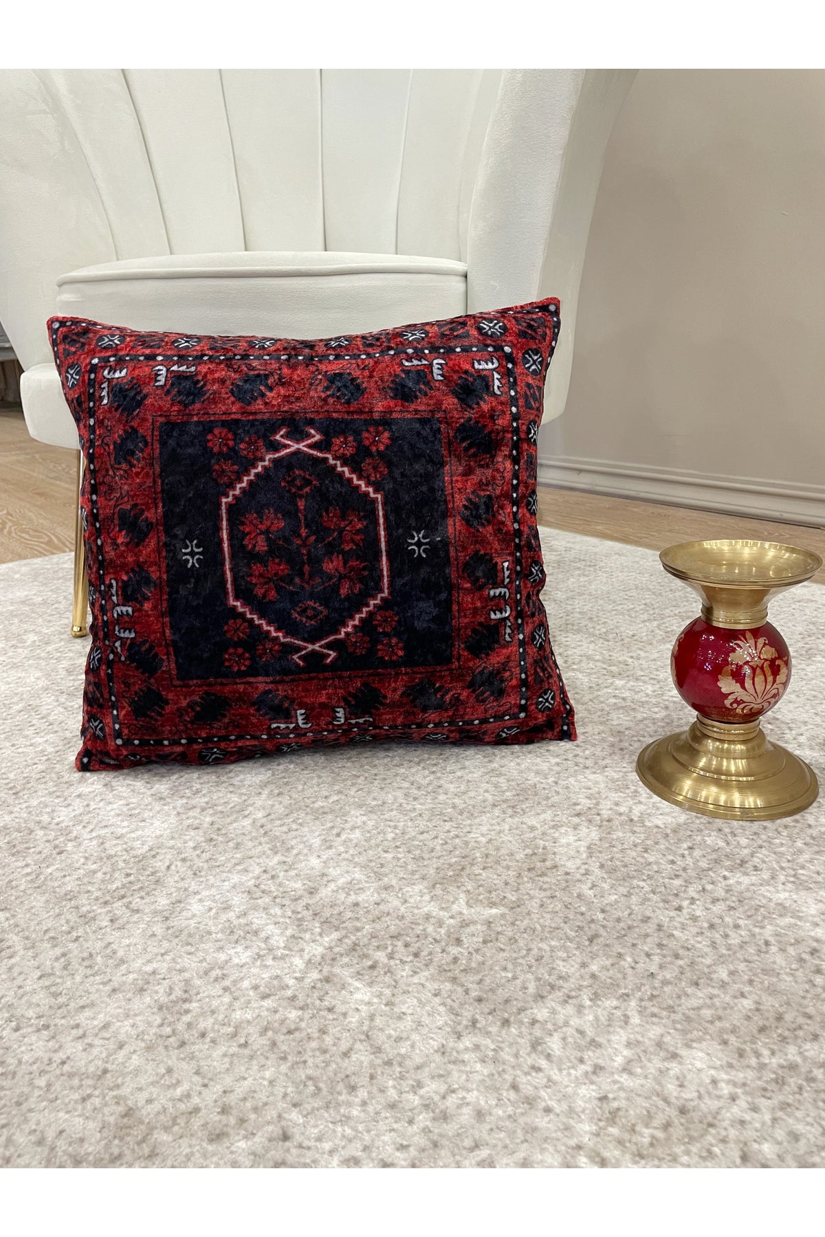 %100 Kadife Kilim Desenli Kırlent Yastık Kılıfı (kırmızı)