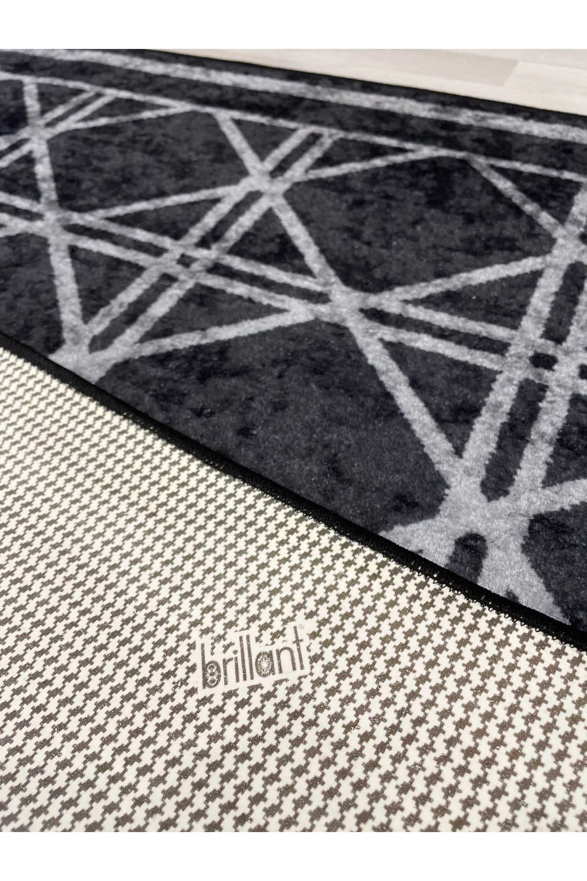 Geometrik Desen Lateks Taban Salon ve Yolluk Antre Halı