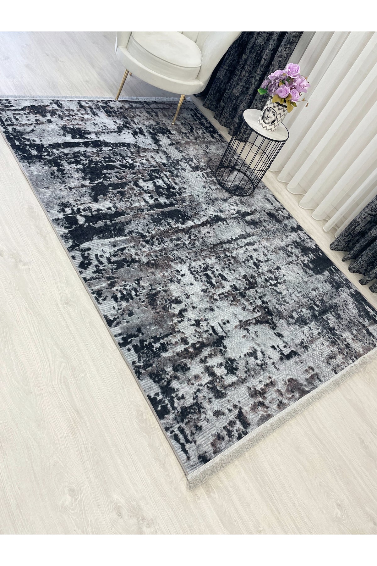 Abstract Desen Saçaklı Lateks Deri Taban Halı