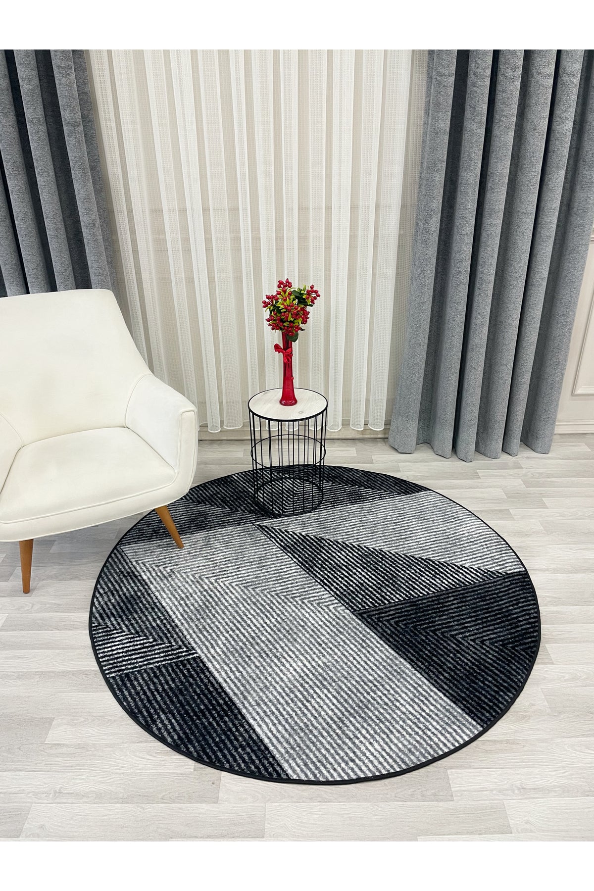 Gri Renk Geometrik Desen Kaymaz Taban Yolluk Halı