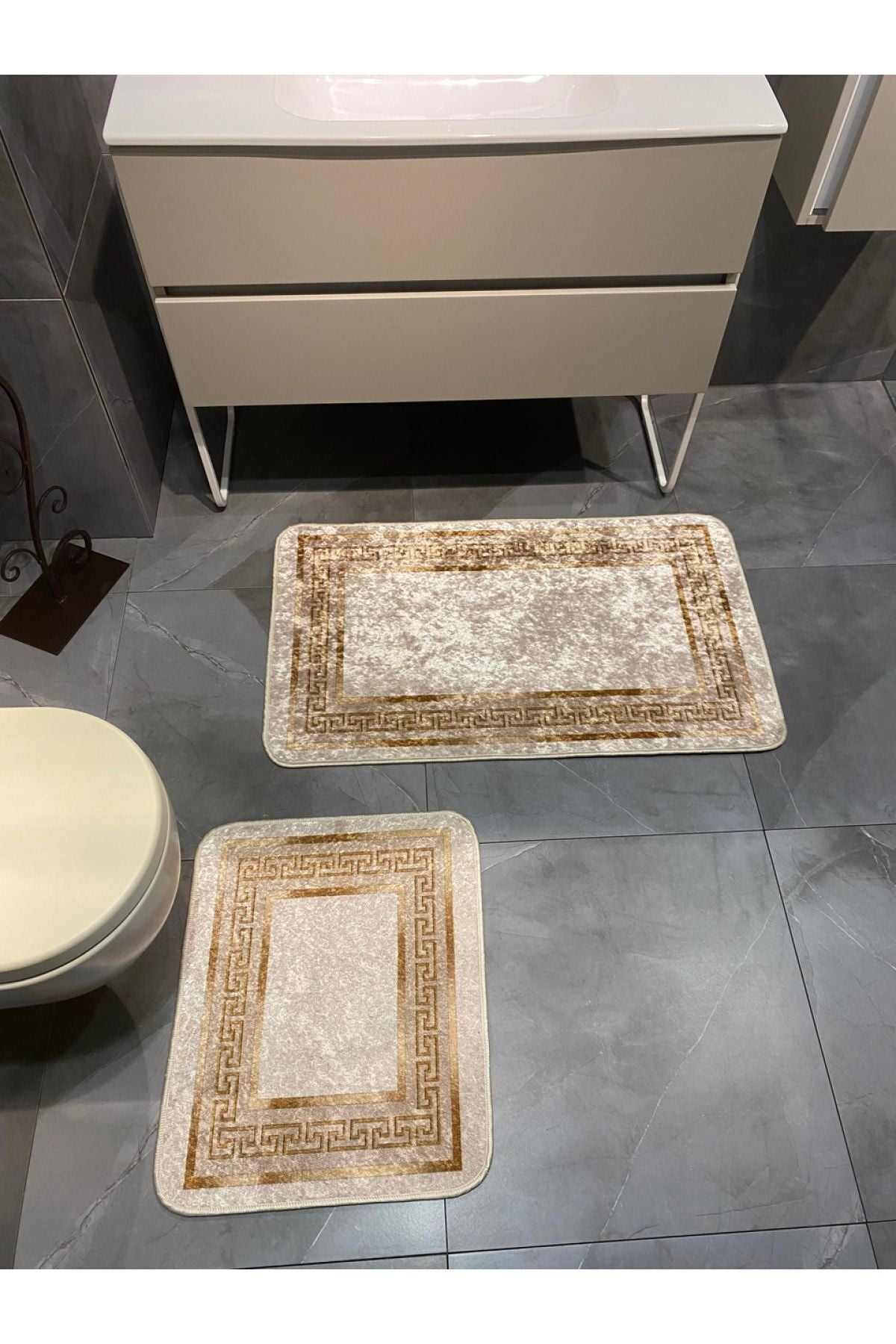 Bordürlü Desenli 2'li Lateks Deri Taban Banyo Paspas Takımı (60X100 - 60X50) Siyah