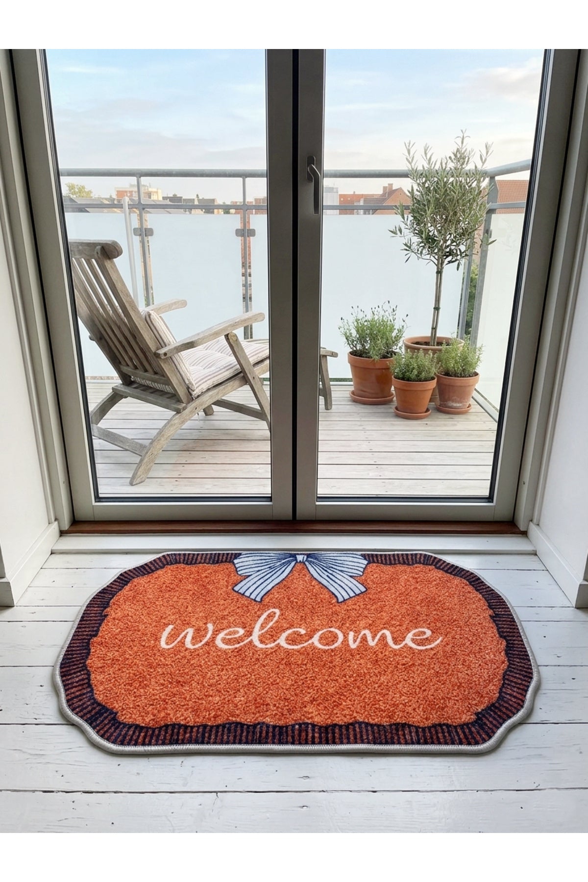 Fiyonk Detaylı Welcome Yazılı Lateks Taban Dekoratif Paspas