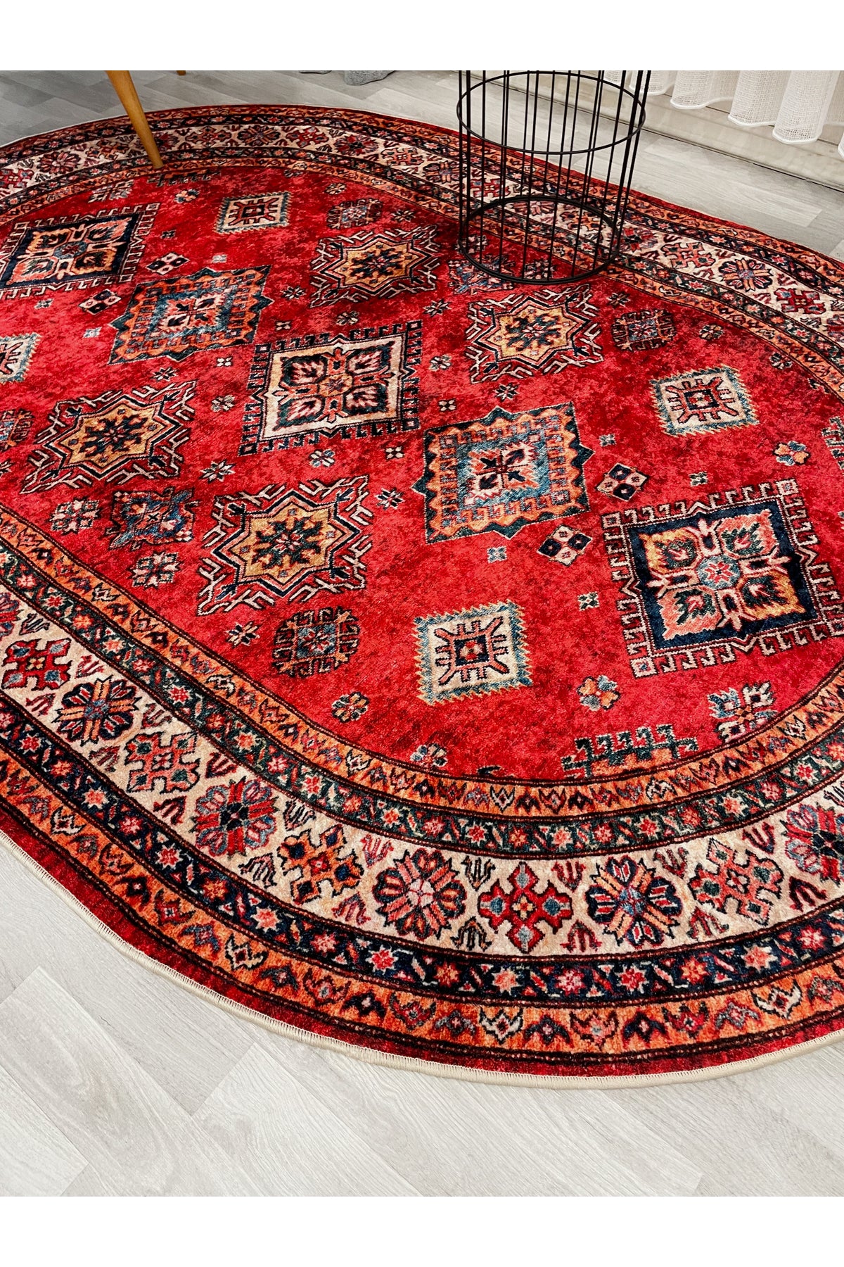 Kilim Motifli Klasik Kaymaz Taban Halı