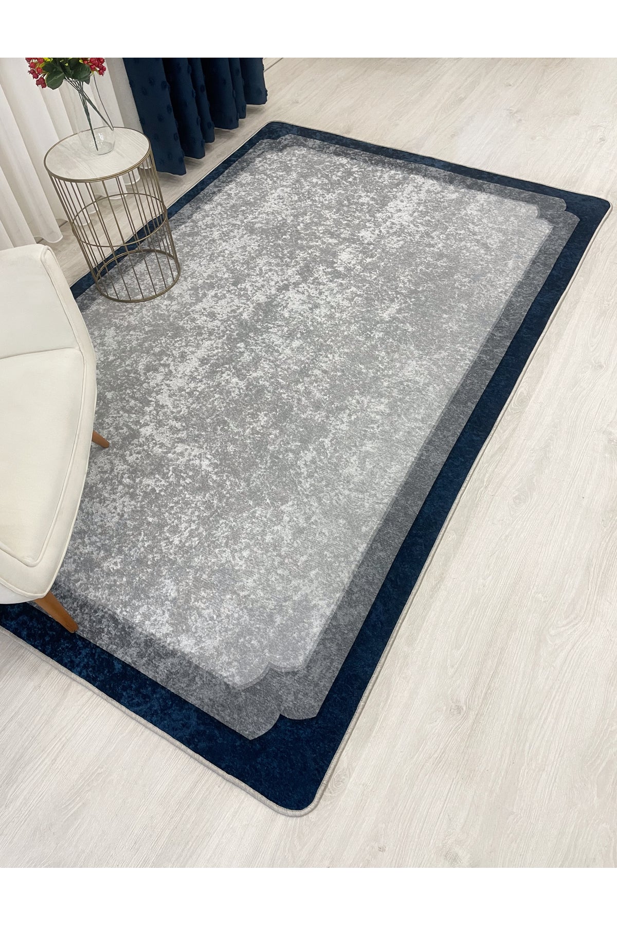 Bej Kahve Çerçeve Kenarlı Modern Desenli Lateks Taban Halı