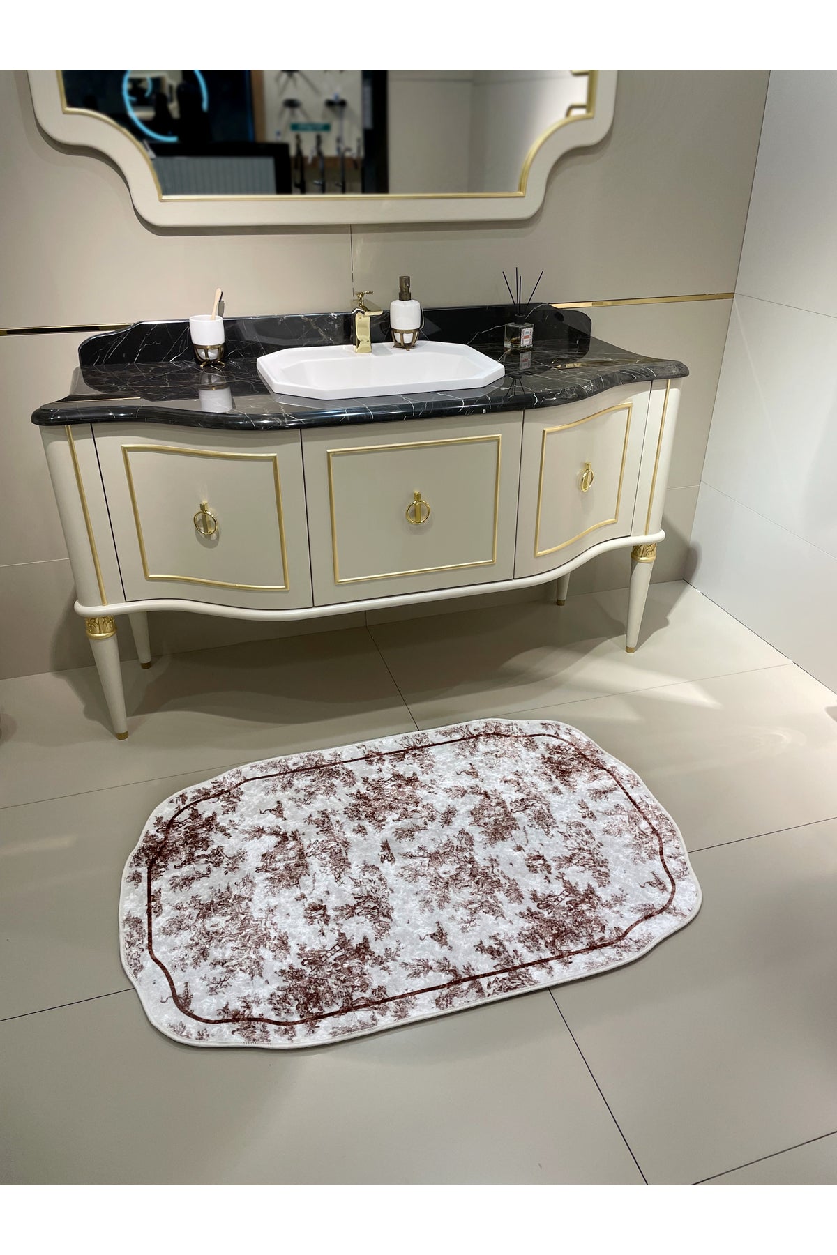 Toile de Jouy Temalı Tekli Lateks Taban Banyo Paspası (80X120)