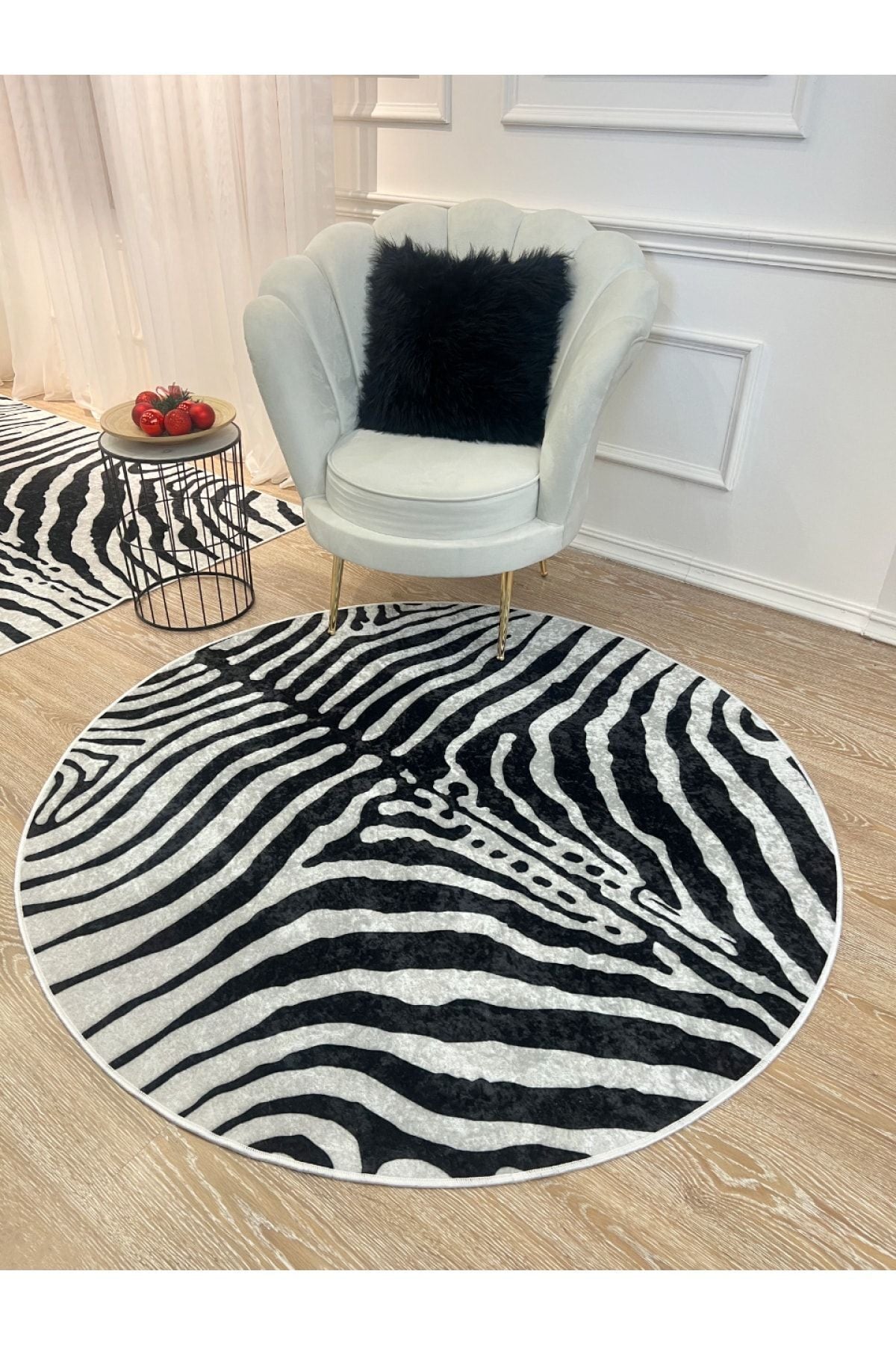 Zebra Desenli Yuvarlak Siyah - Gri Dekoratif Halı
