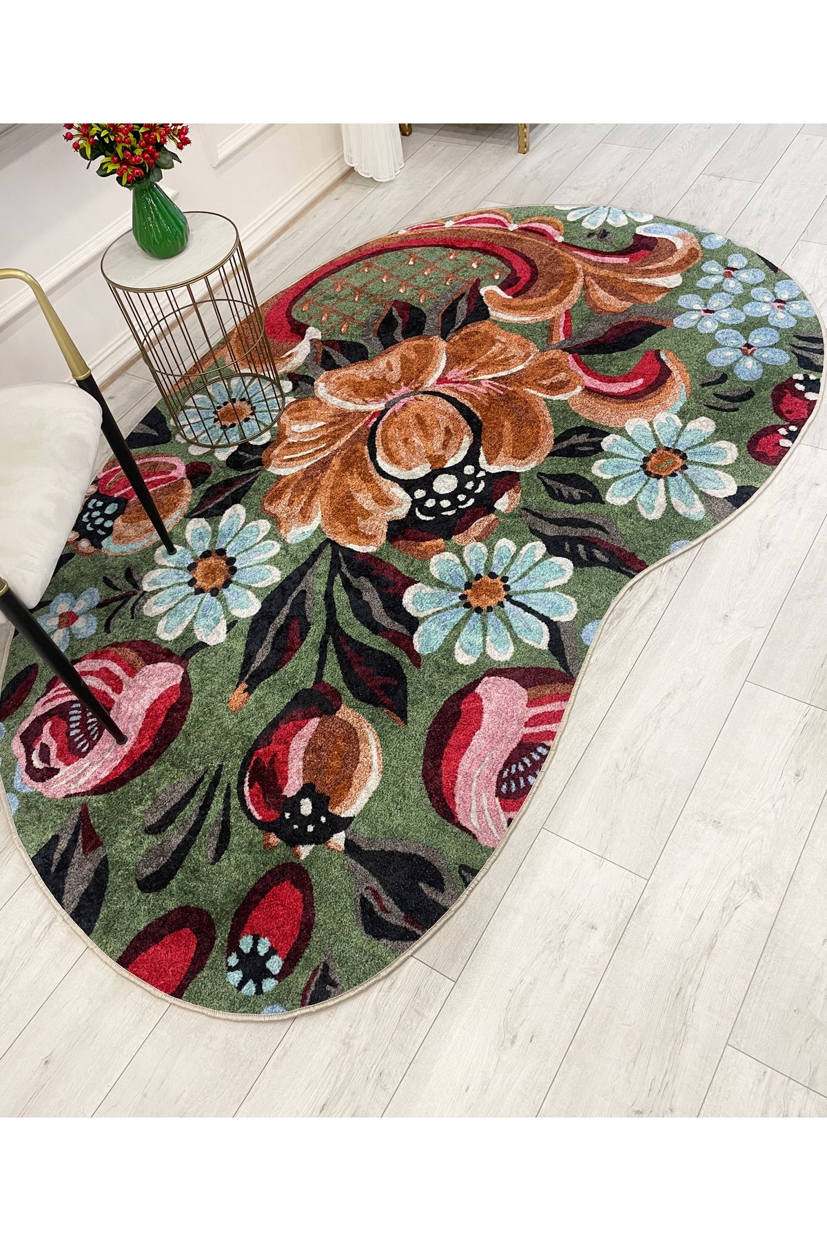 Yeşil Çiçek Desenli Floral Lateks Taban Halı