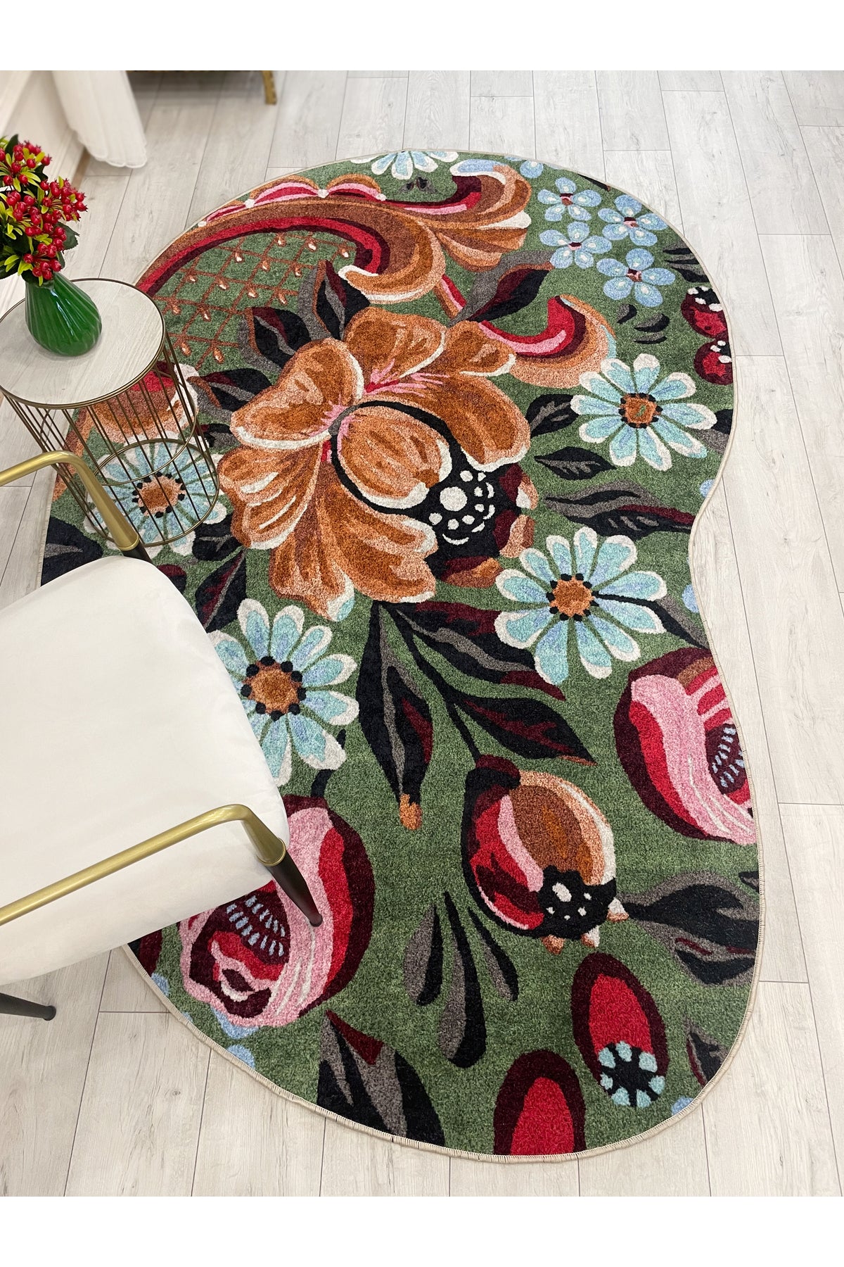 Yeşil Çiçek Desenli Floral Lateks Taban Halı