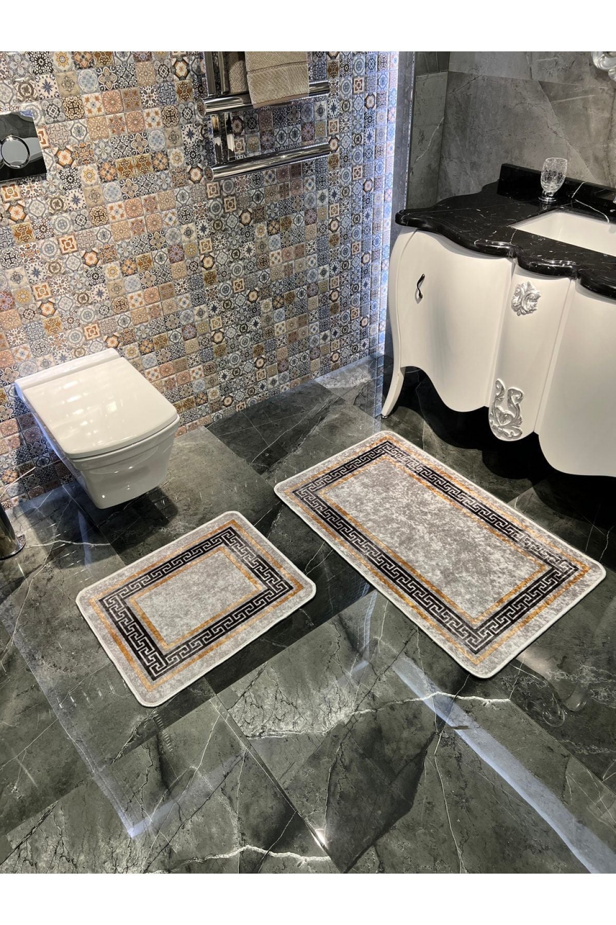 Bordürlü Desenli 2'li Lateks Deri Taban Banyo Paspas Takımı (60X100 - 60X50) Siyah