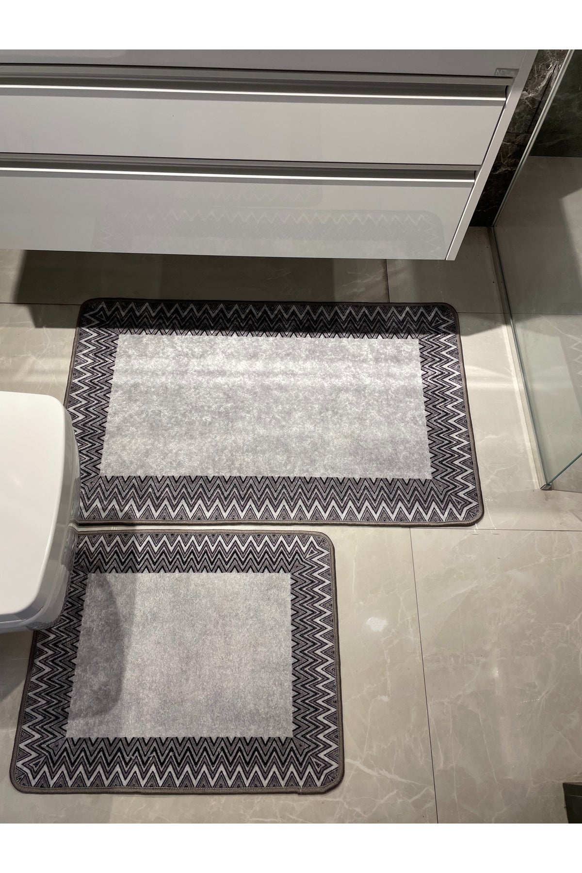 Mint Yeşil - Zigzag Desenli Deri Taban 2 li Banyo Paspas (60x100 - 60x50)