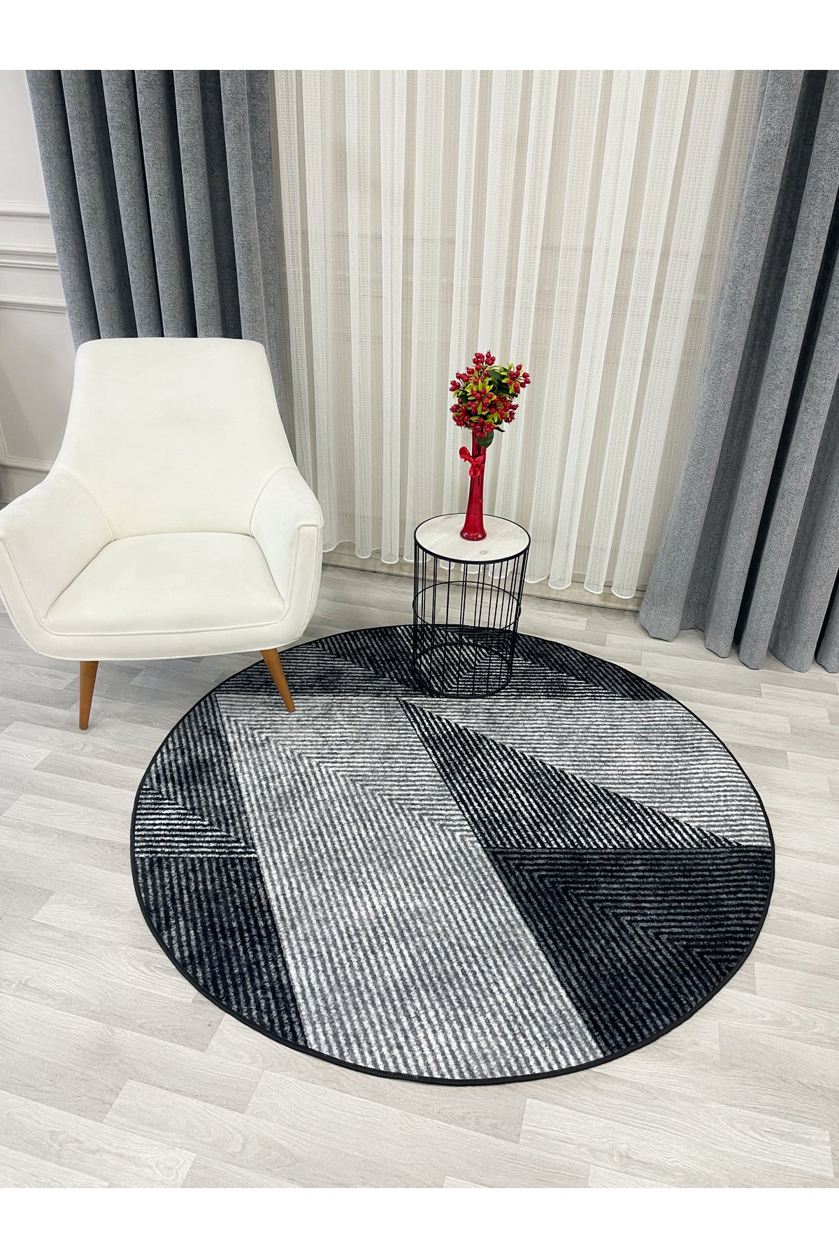 Gri Renk Geometrik Desen Kaymaz Taban Yolluk Halı