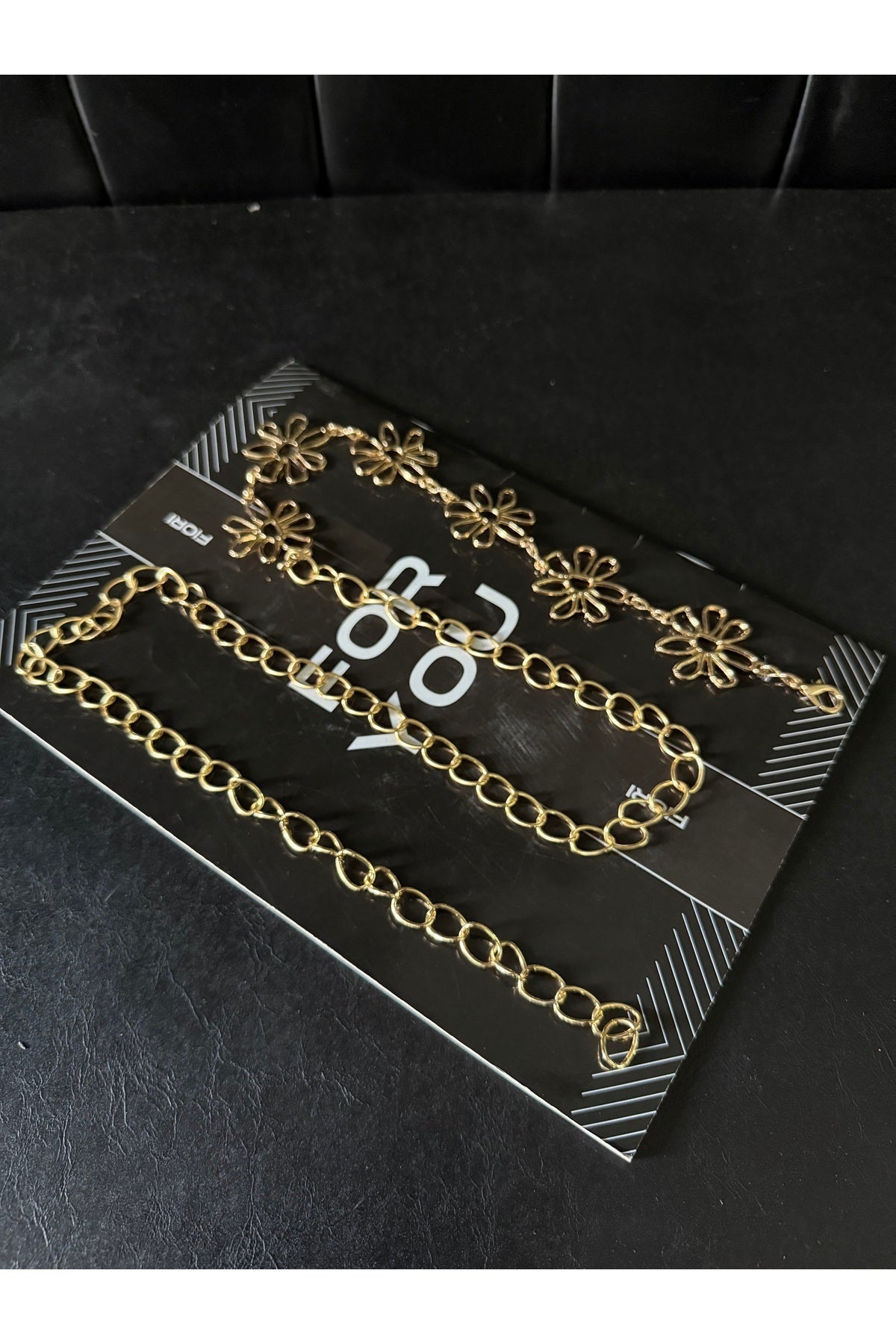 Papatya Gold Detaylı Kadın Bel Zinciri Bel Kemeri,Elbise Kemeri,Etek Kemeri,Pantolon Kemeri