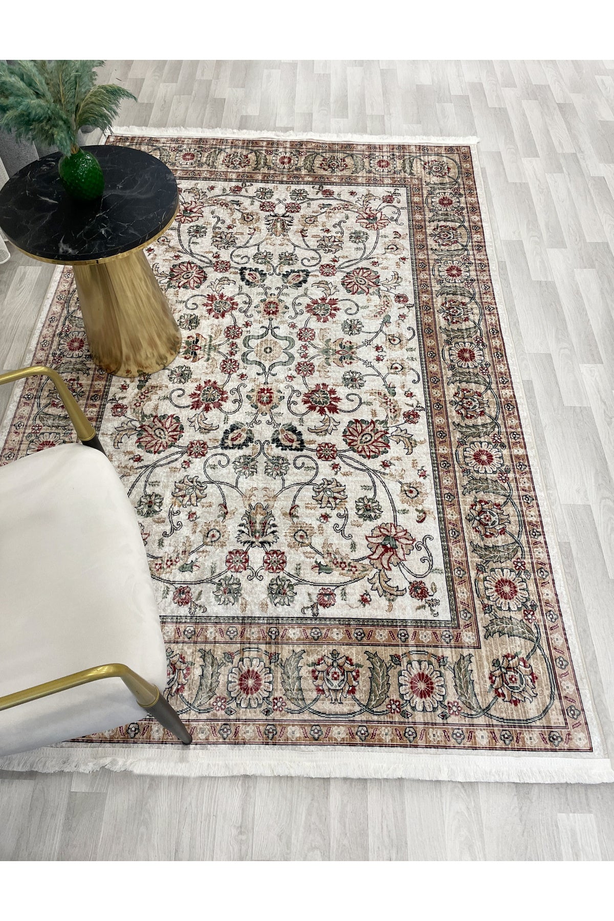 Kilim Motifli SAÇAKLI Klasik Kaymaz Taban Halı