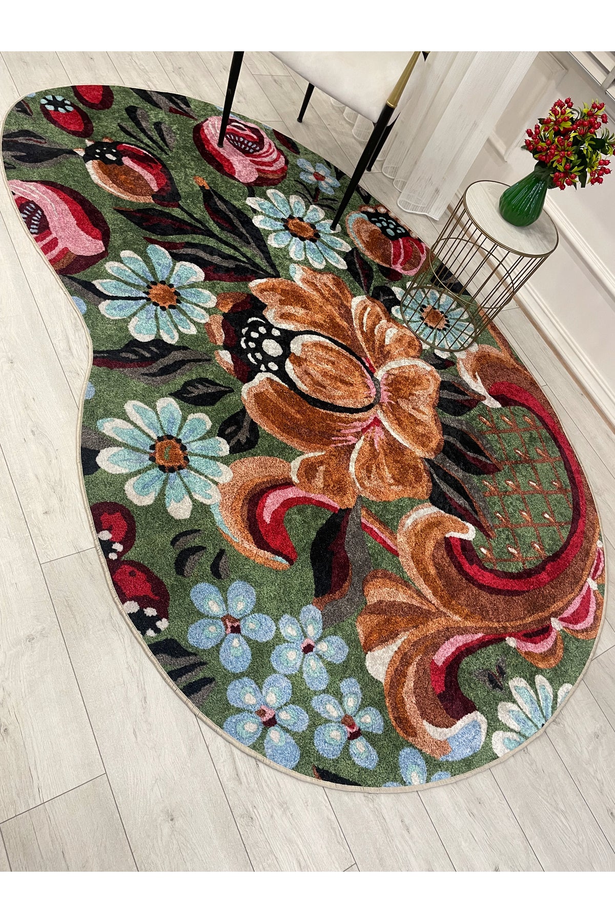 Yeşil Çiçek Desenli Floral Lateks Taban Halı