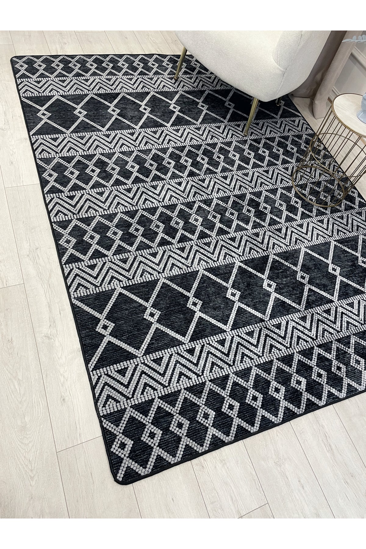 Gri Siyah İskandinav Tarzı Kilim Desenli Yolluk Lateks Halı