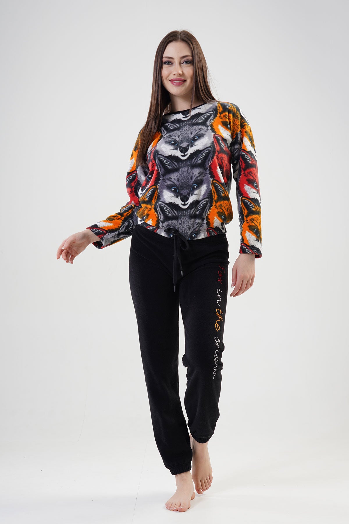 BAYAN POLAR O YAKA DUSUK OMUZLU UZUN KOL BELI PACASI BUZGULU PIJAMA TAKIM