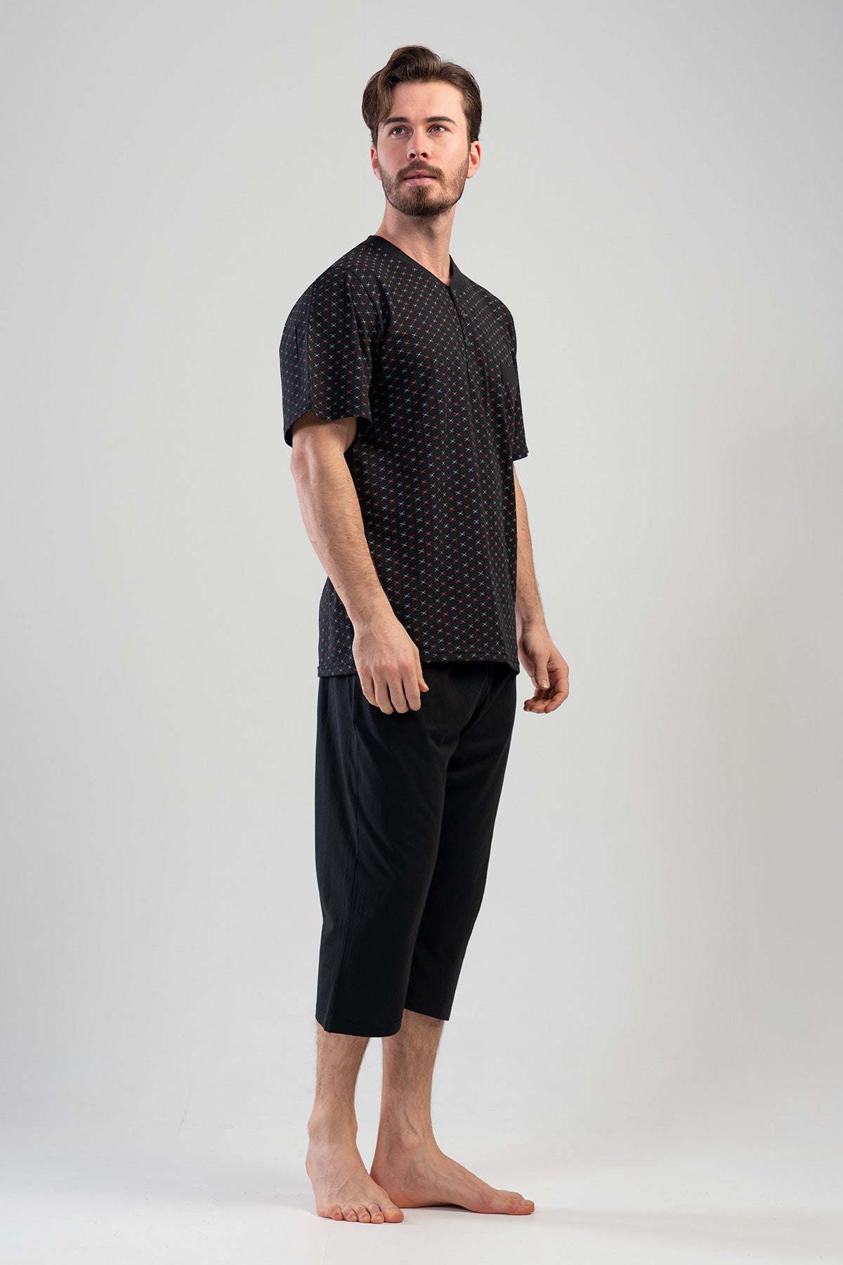 Man Desa Buttoned Capri Set