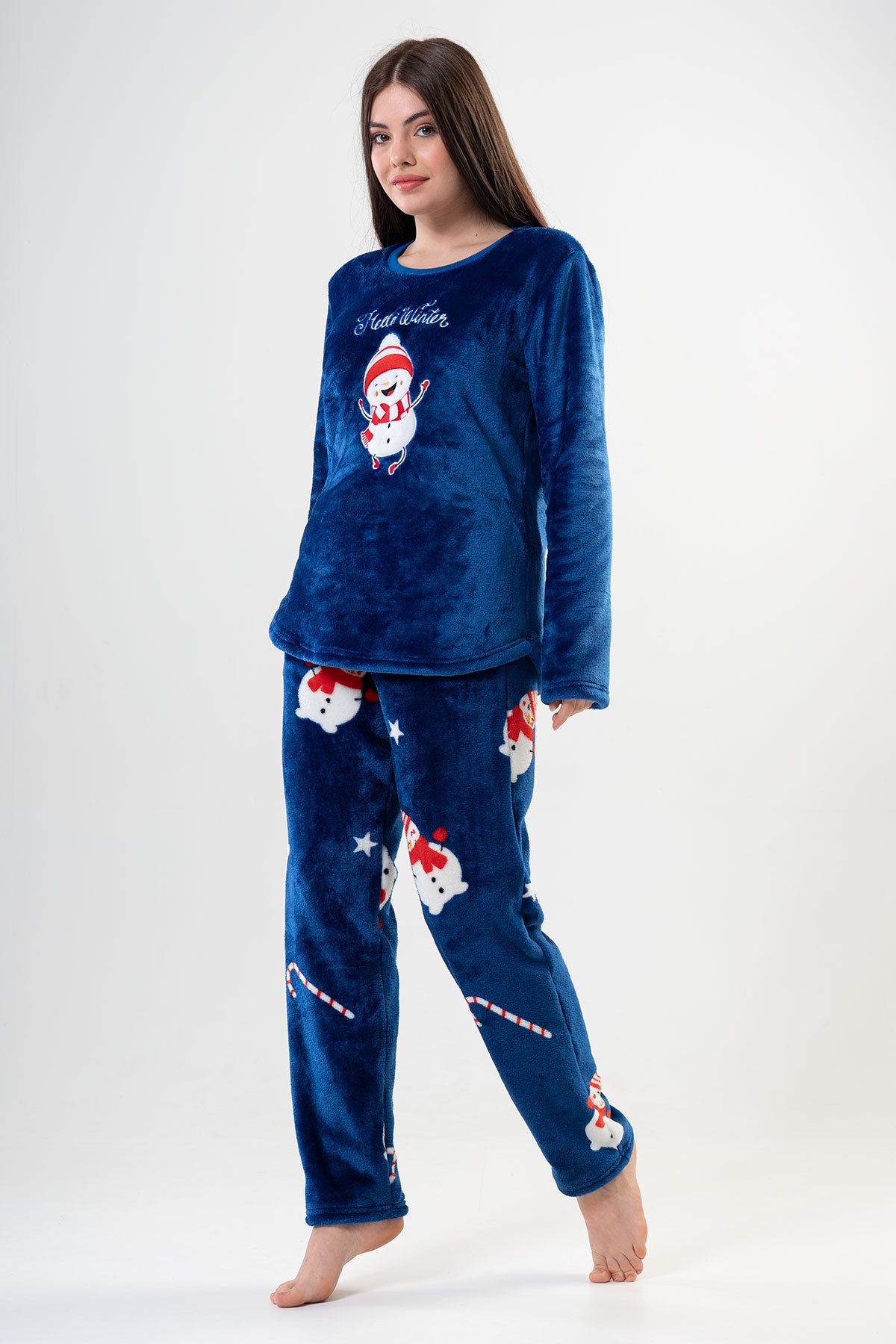 BAYAN SOFT O YAKA UZUN KOL ETEGI OVAL CEPLI PIJAMA TAKIM