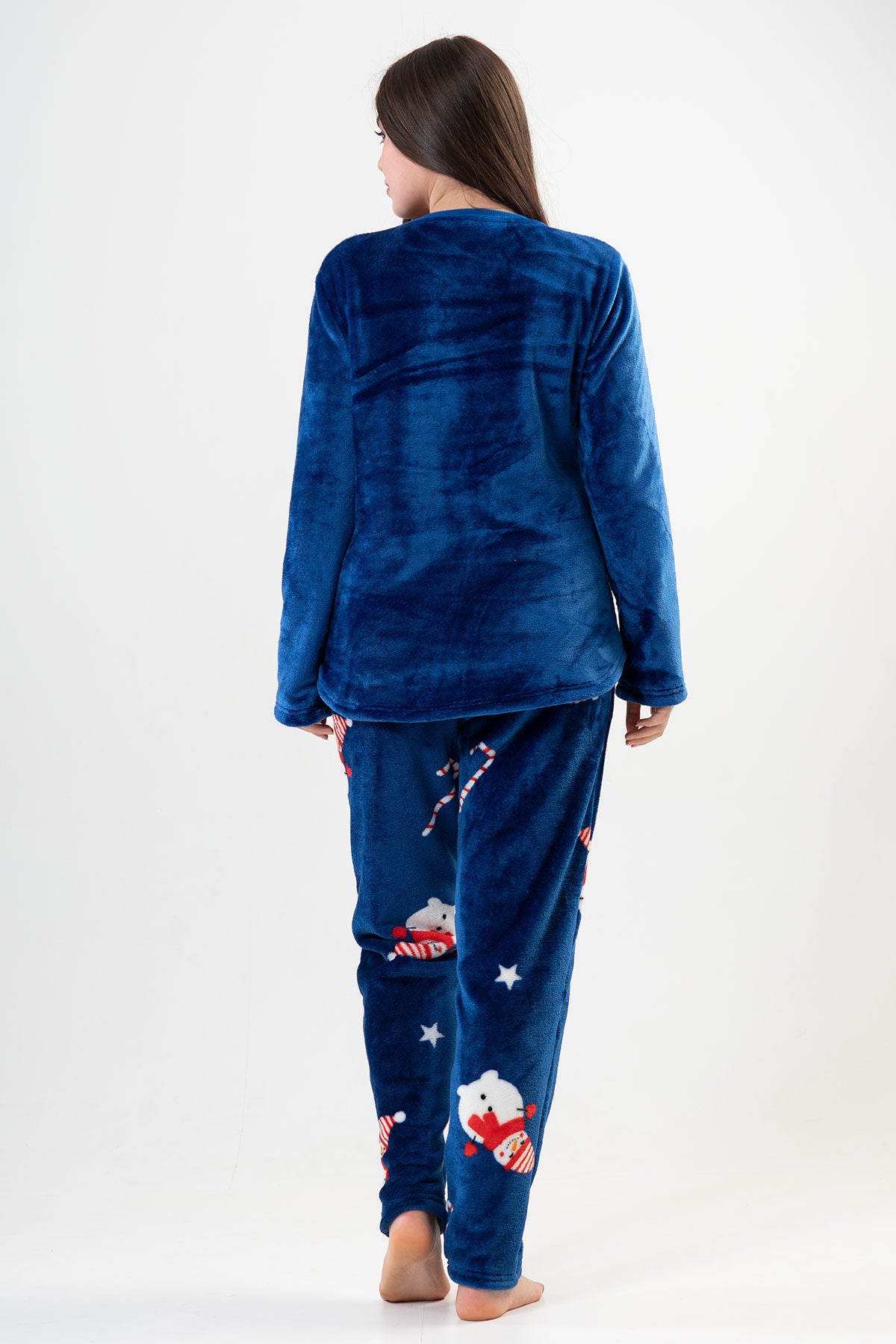 BAYAN SOFT O YAKA UZUN KOL ETEGI OVAL CEPLI PIJAMA TAKIM