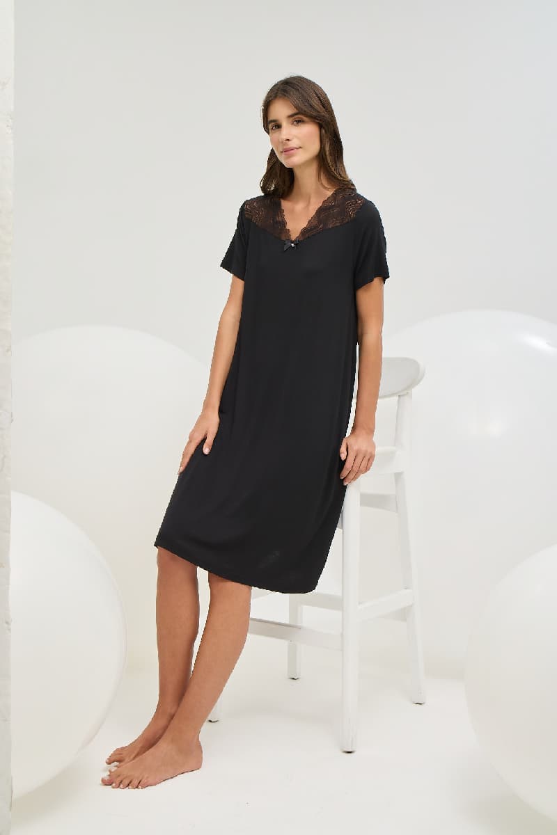 16769 Kadın V Yaka Dantelli Gecelik