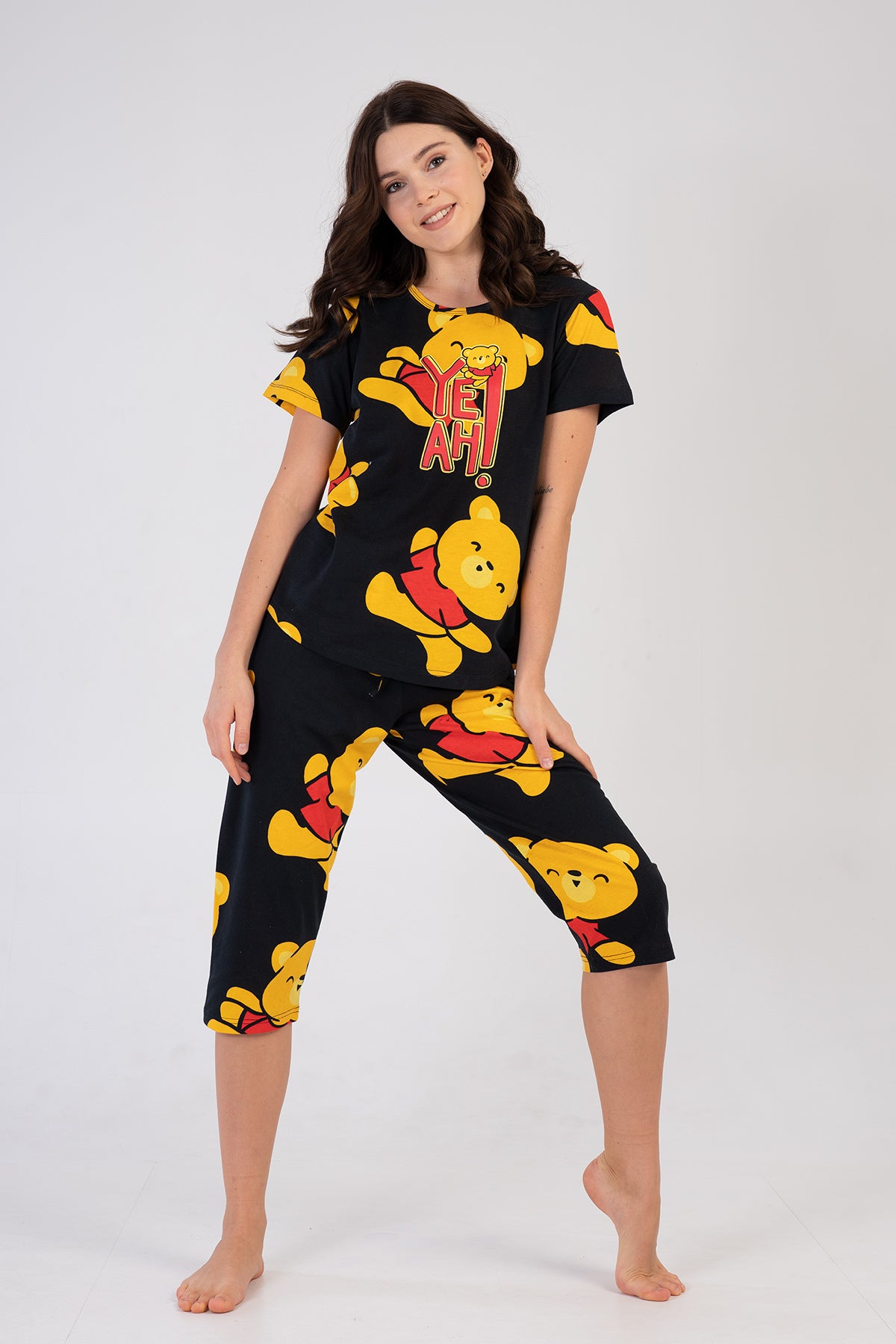 KADIN P.SUPREM O YAKA KISA KOL ETEGI OVAL KAPRI TK