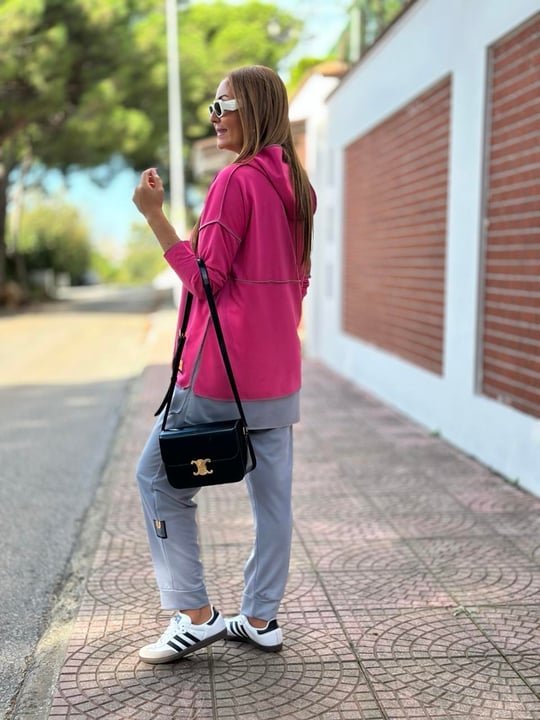 Women's Pink Hooded Two-Piece Set with Skirt Hem Detail and Reverse Stitch Patch