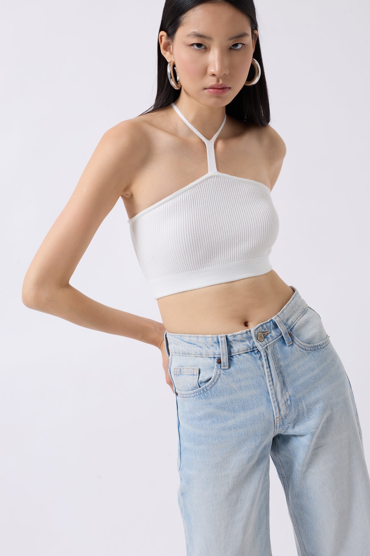 Pencere Detay Fitilli Ekru Crop
