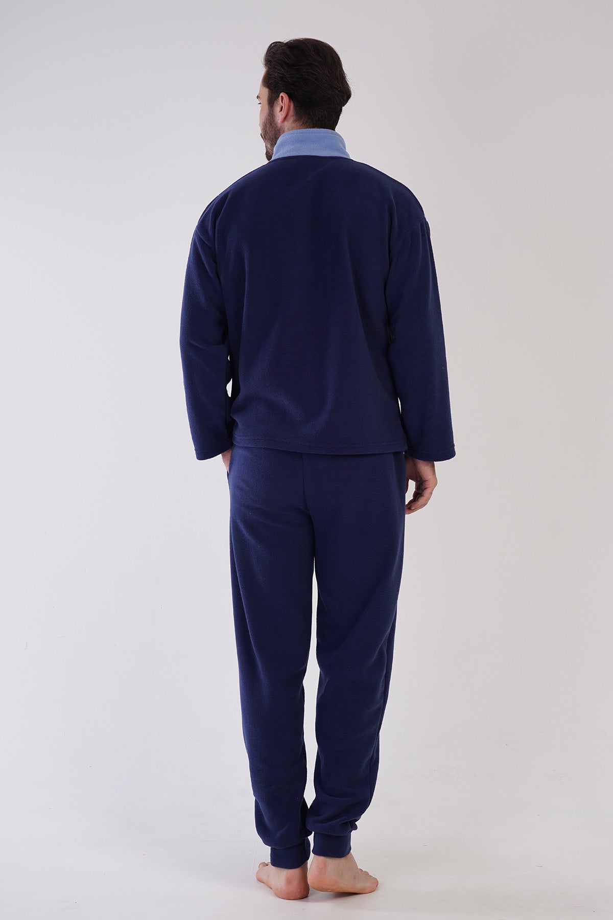 CEPLI ERKEK POLAR YAKALI DUSUK OMUZLU UZUN KOL MANSETLI PIJAMA TAKIM