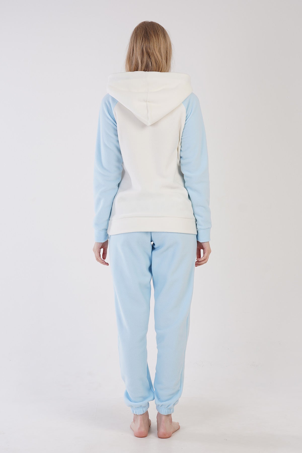 KADIN POLAR KAPSONLU REGLAN UZUN KOL KANGURU CEPLI PACASI BUZGULU MANSETLI CEPLI PIJAMA TAKIM