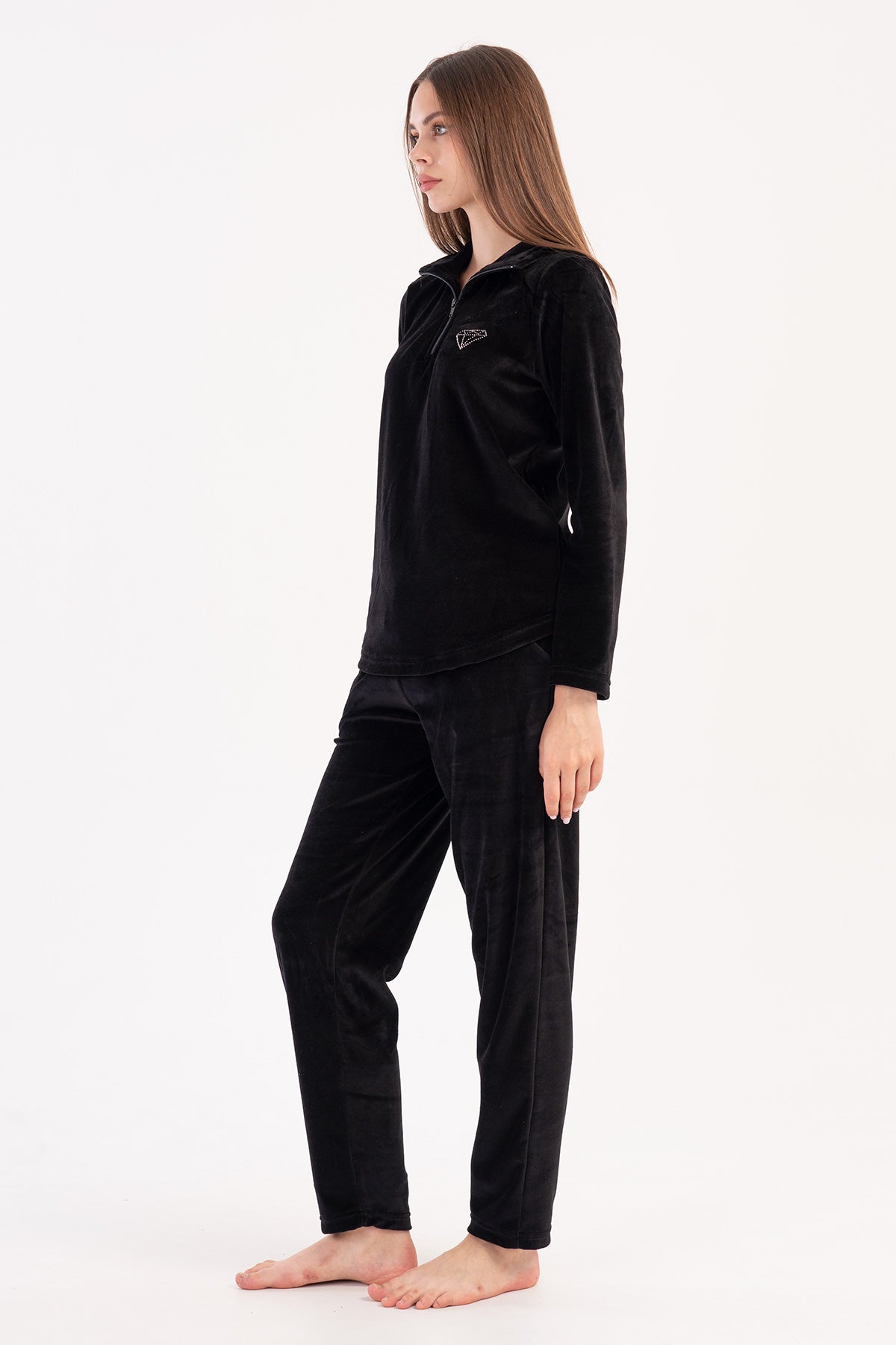 KADIN KADIFE YAKALI YARIM FERMUARLI UZUN KOL ETEGI OVAL CEPLI PIJAMA TAKIM