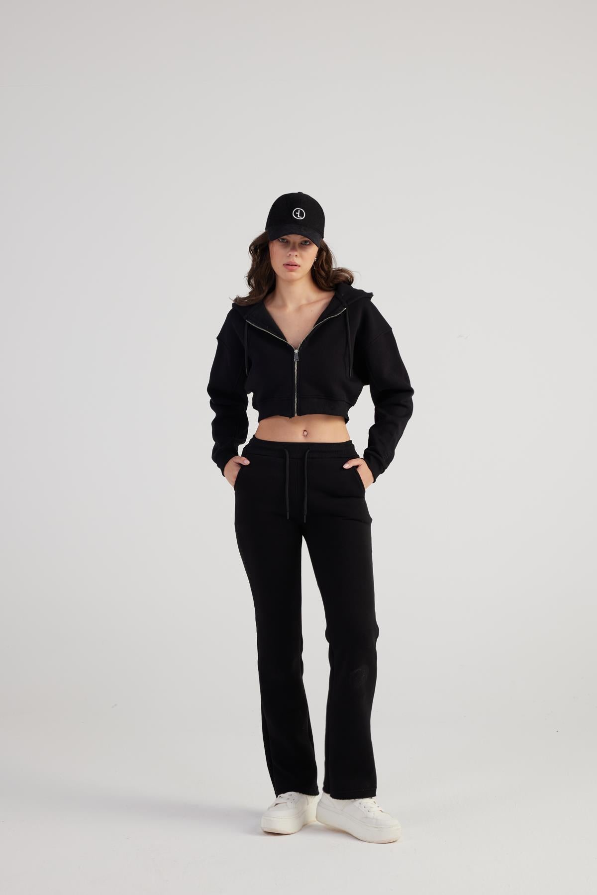 Kadın Siyah Kapüşonlu Uzun Kol Fermuarlı Crop Mixed Sweat