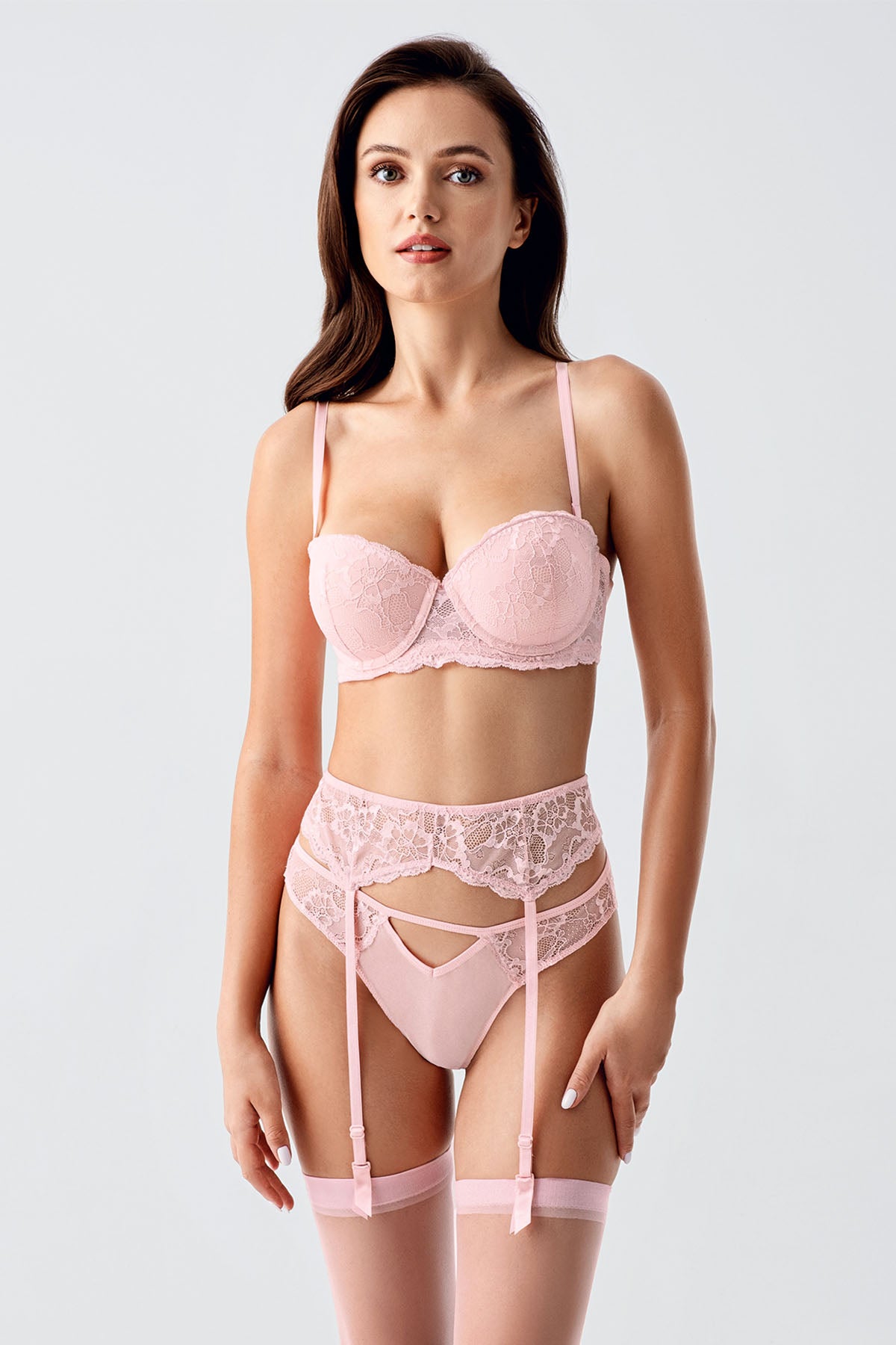 Kadın B Cup Destekli Jartier Takım