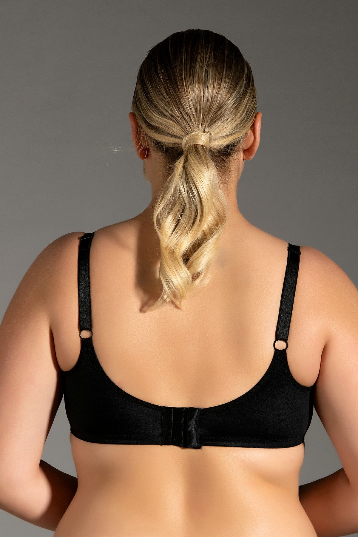 Kadın Minimizer D Cup Sütyen